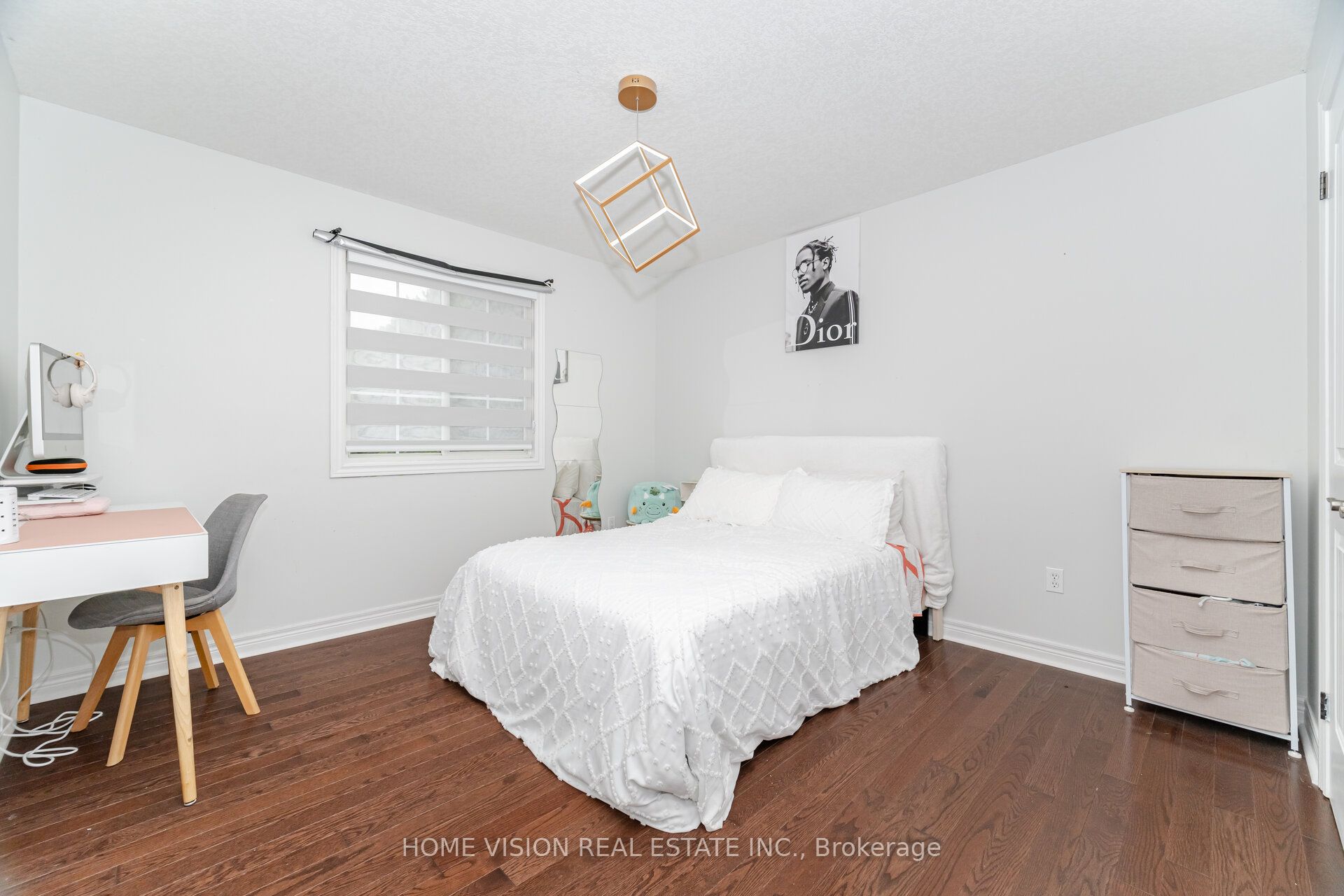 595 Firefly Drive S Property Photo 36