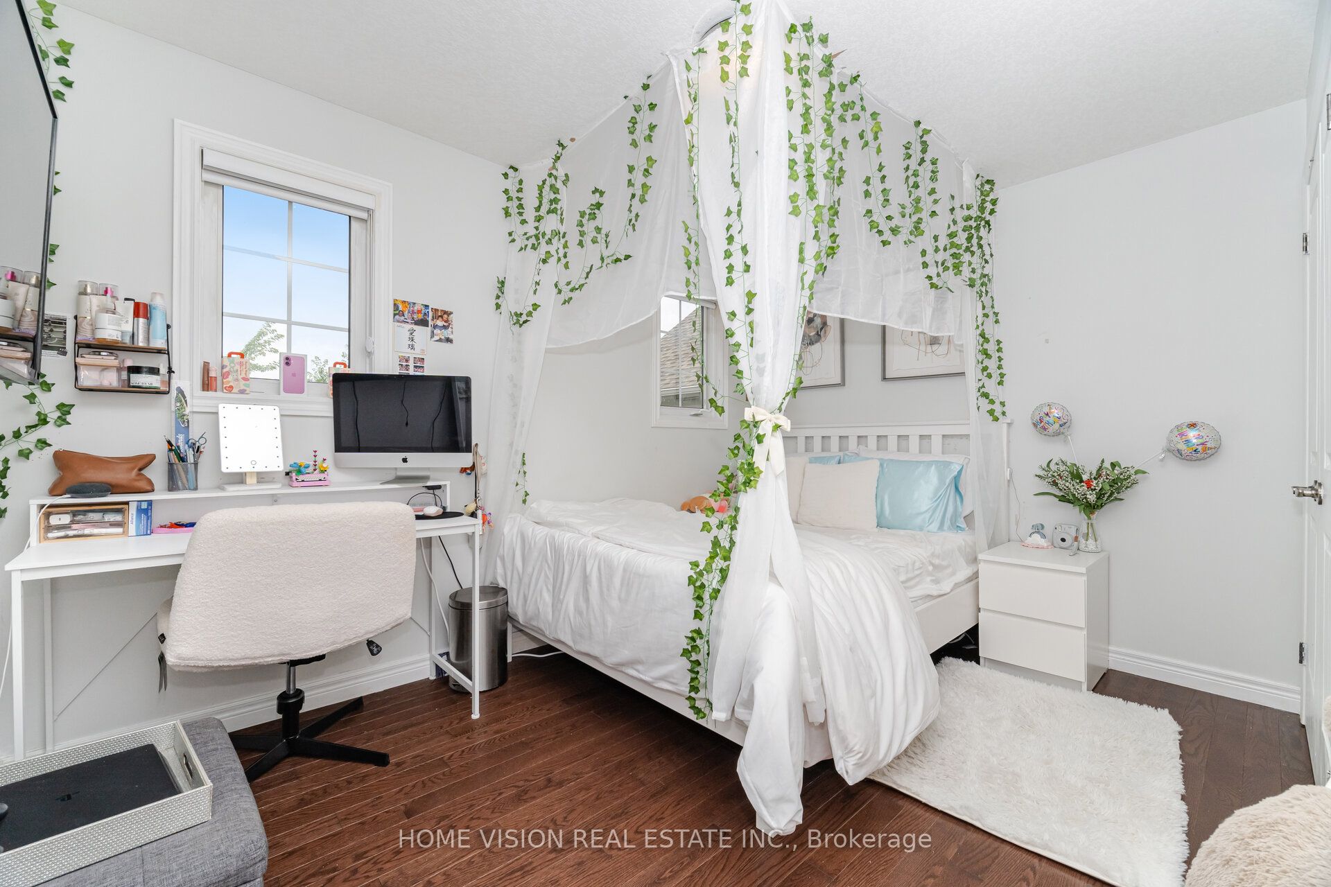 595 Firefly Drive S Property Photo 40