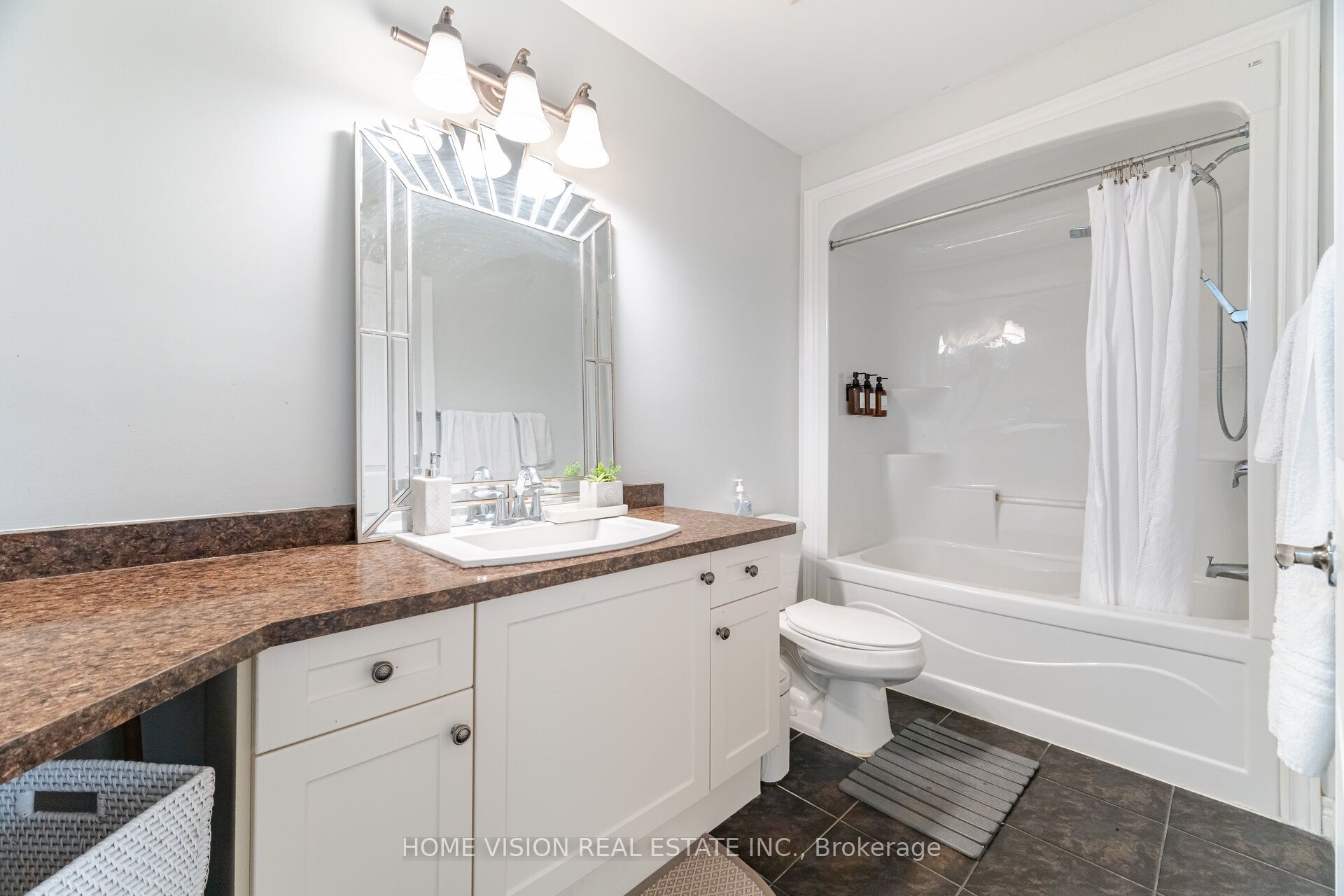 595 Firefly Drive S Property Photo 42