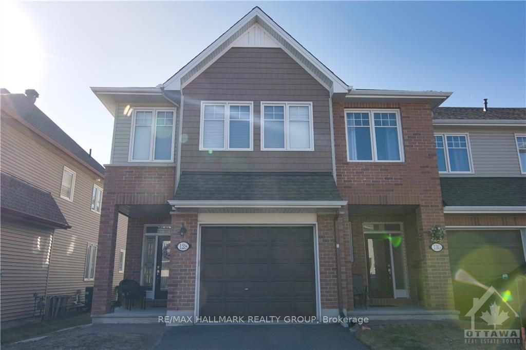 128 Manorwood Cres Property Photo 1