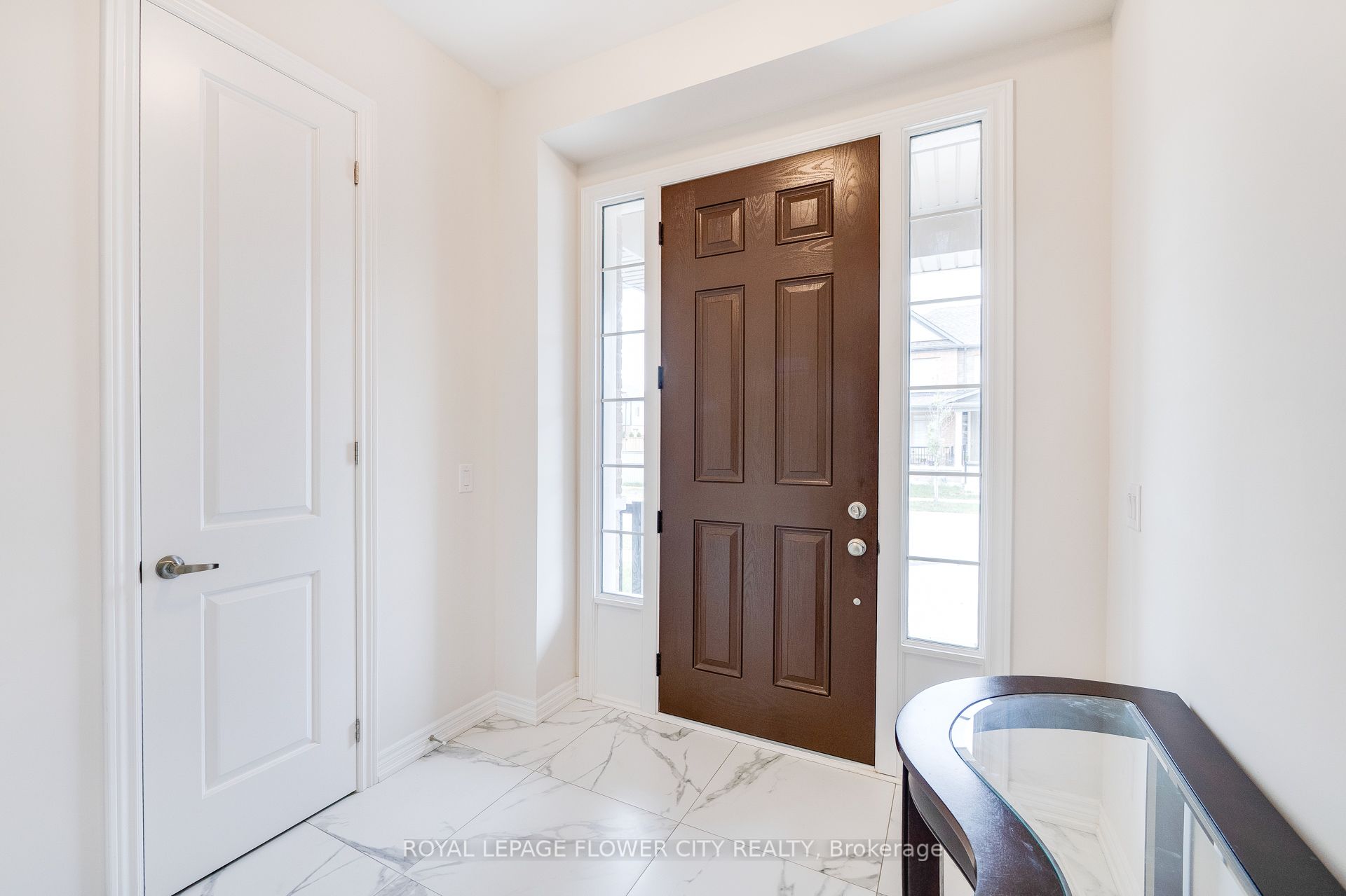 588 Beckview Crescent Property Photo 5