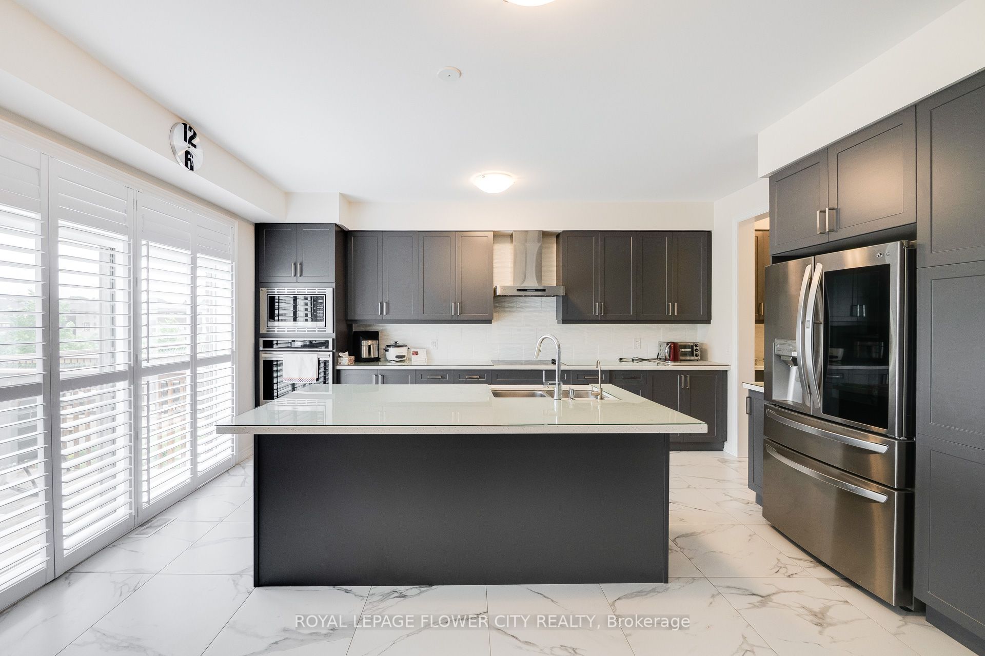 588 Beckview Crescent Property Photo 16