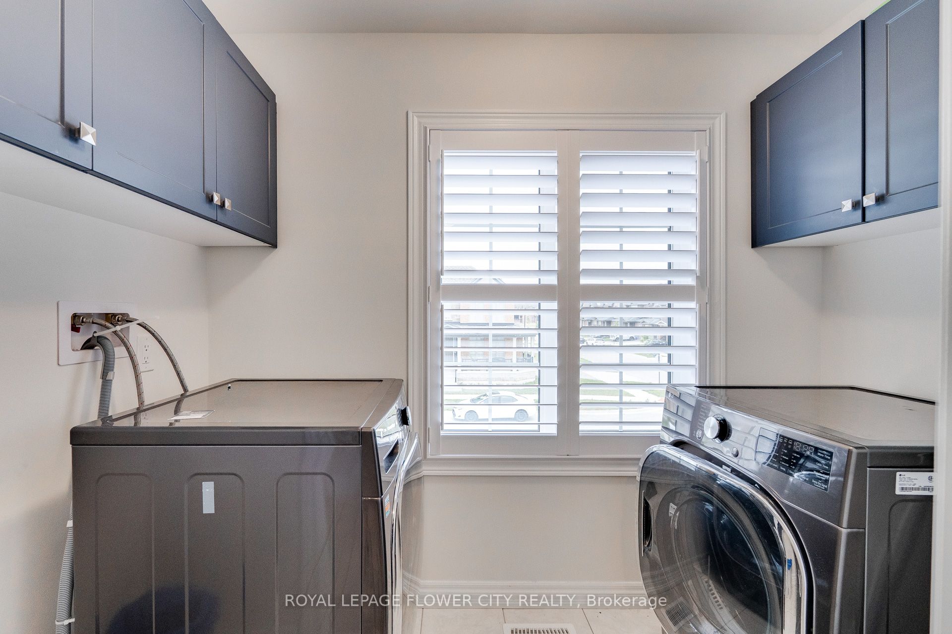 588 Beckview Crescent Property Photo 41