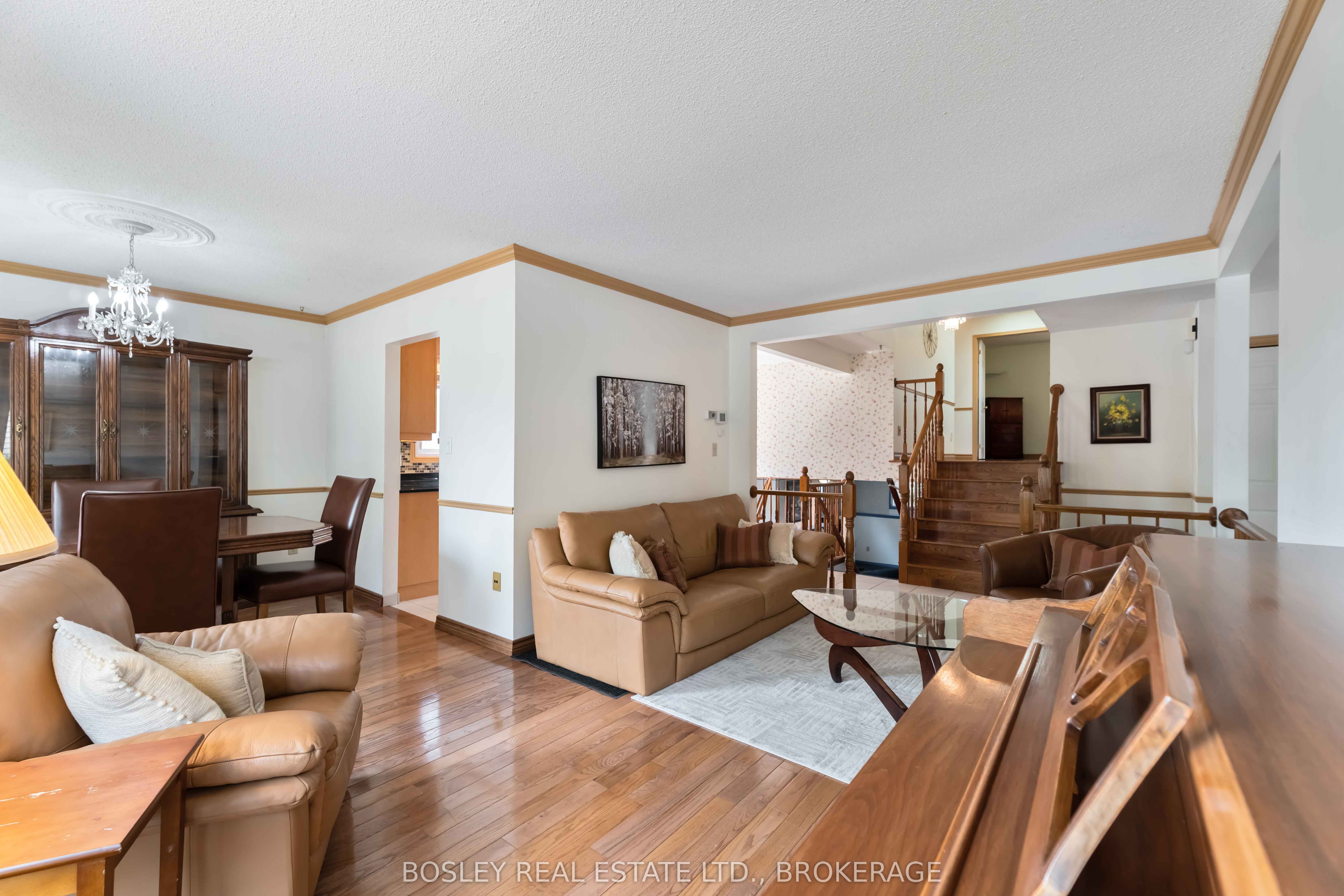 51 The Meadows Street Property Photo 7