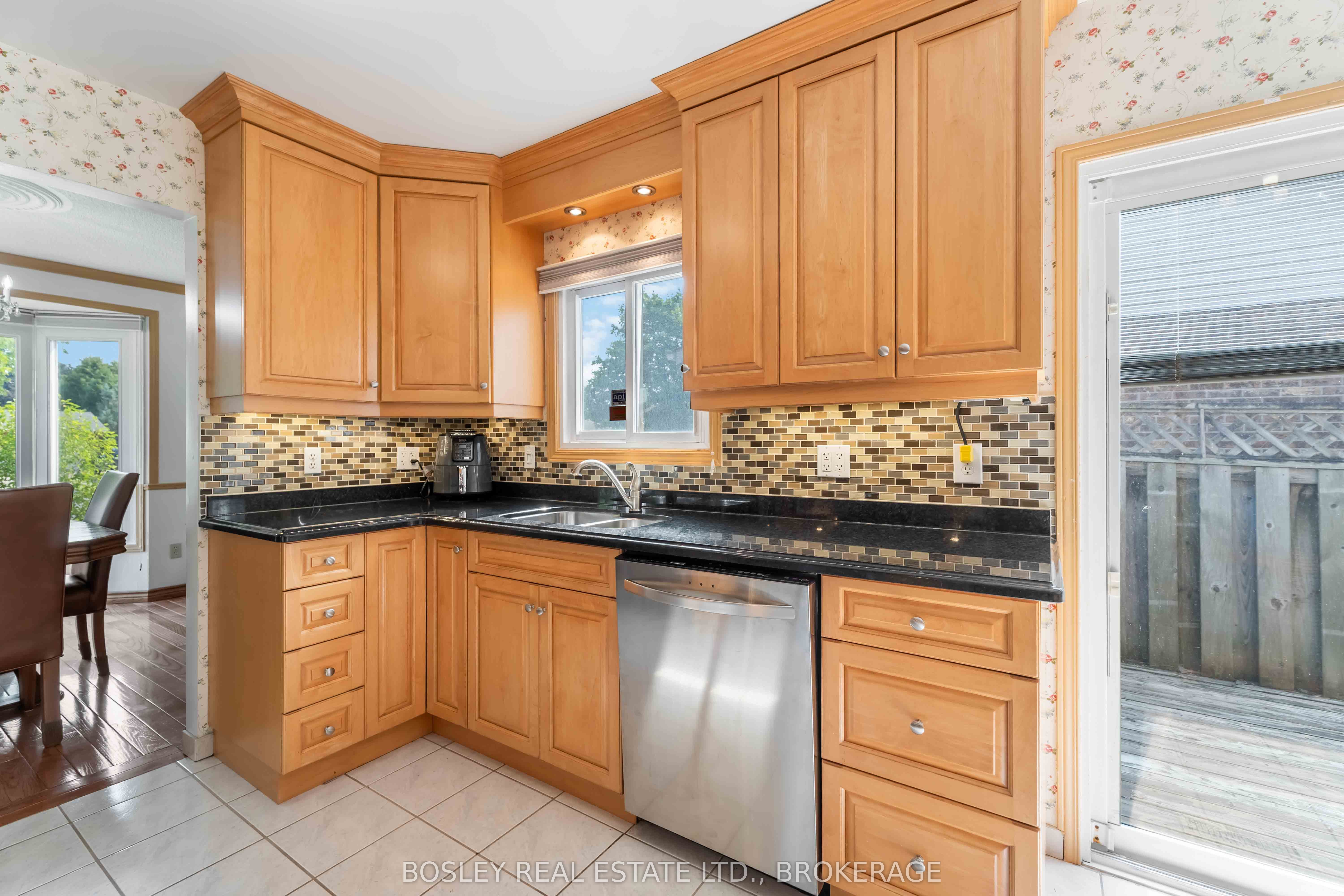 51 The Meadows Street Property Photo 17