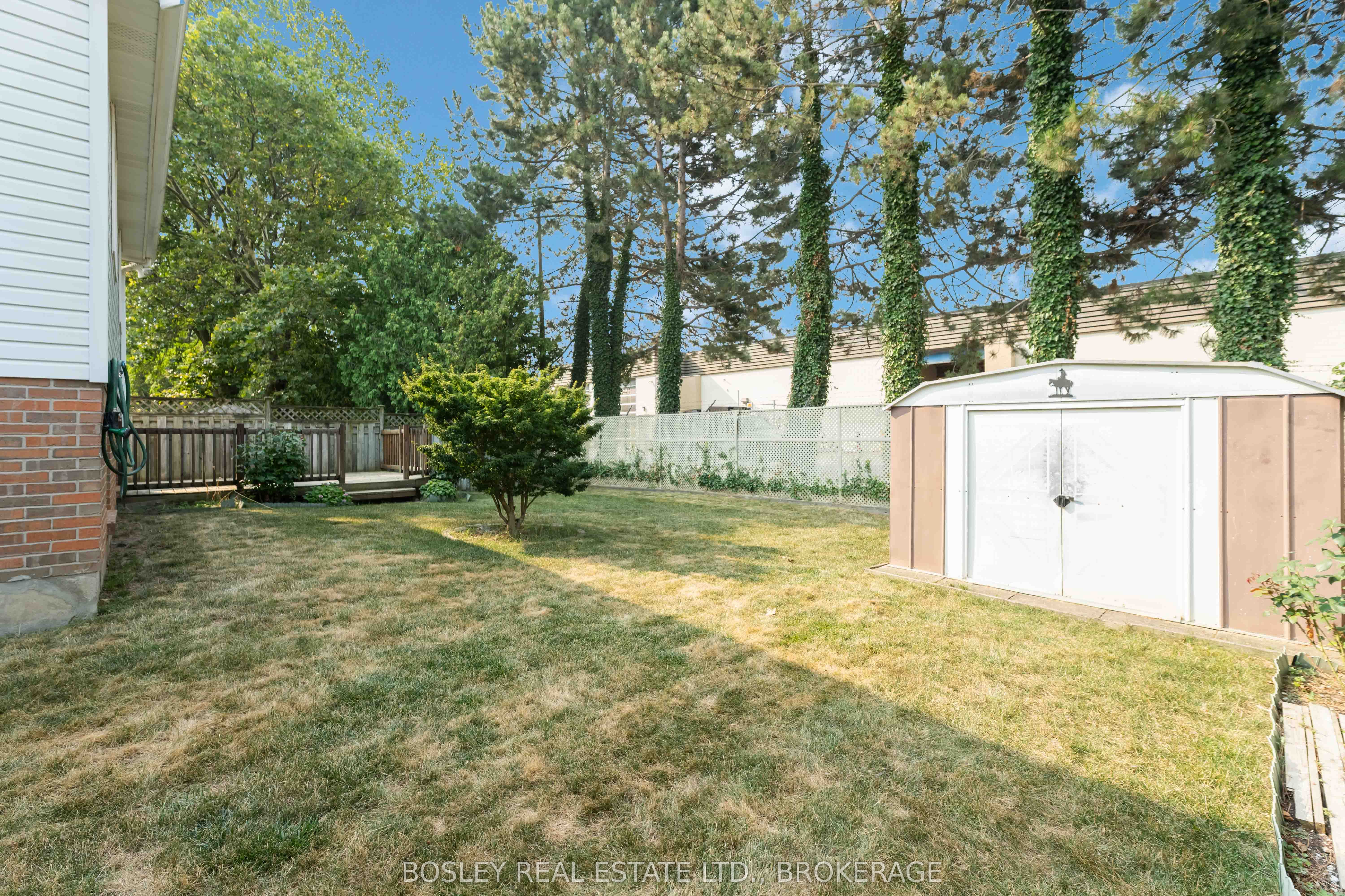 51 The Meadows Street Property Photo 33