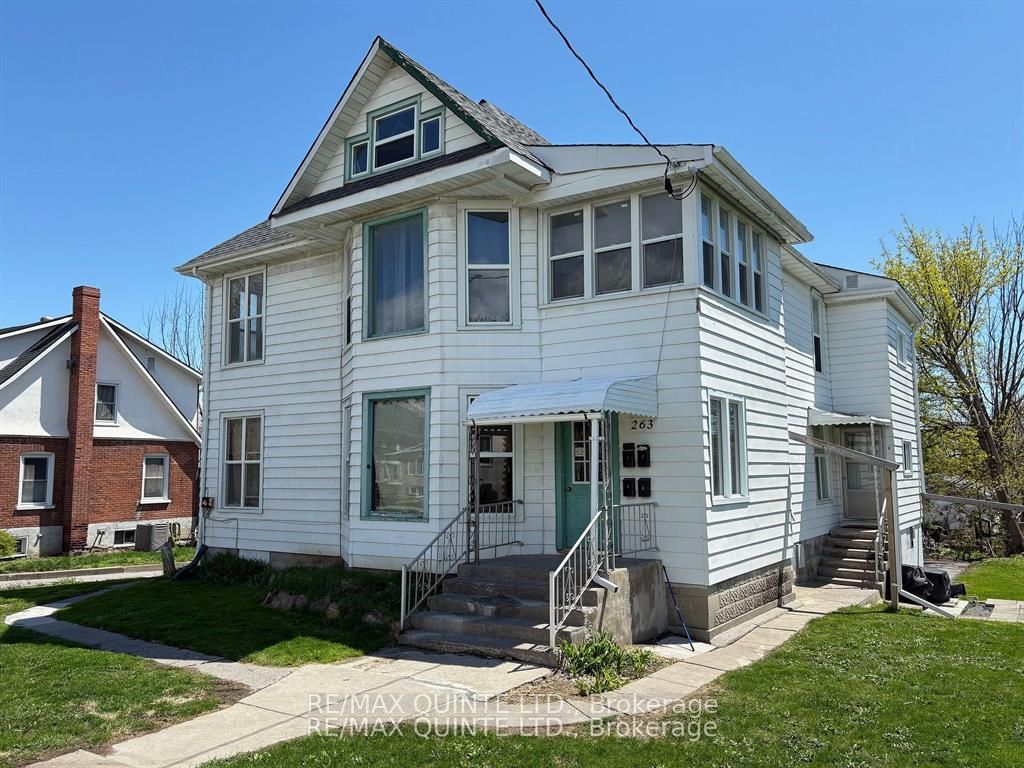 263 Dundas Street W Property Photo 1