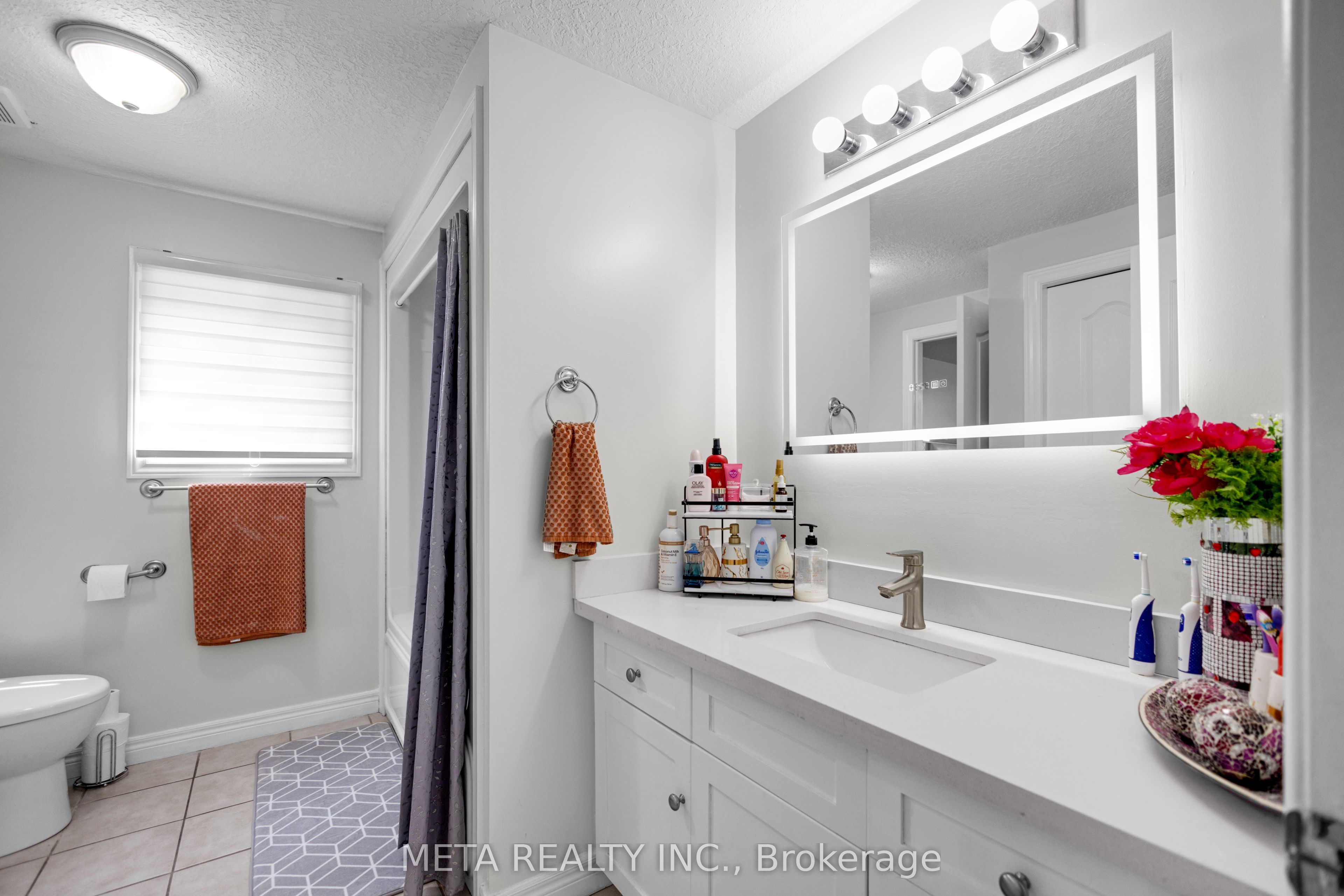 497 Langlaw Drive E Property Photo 25