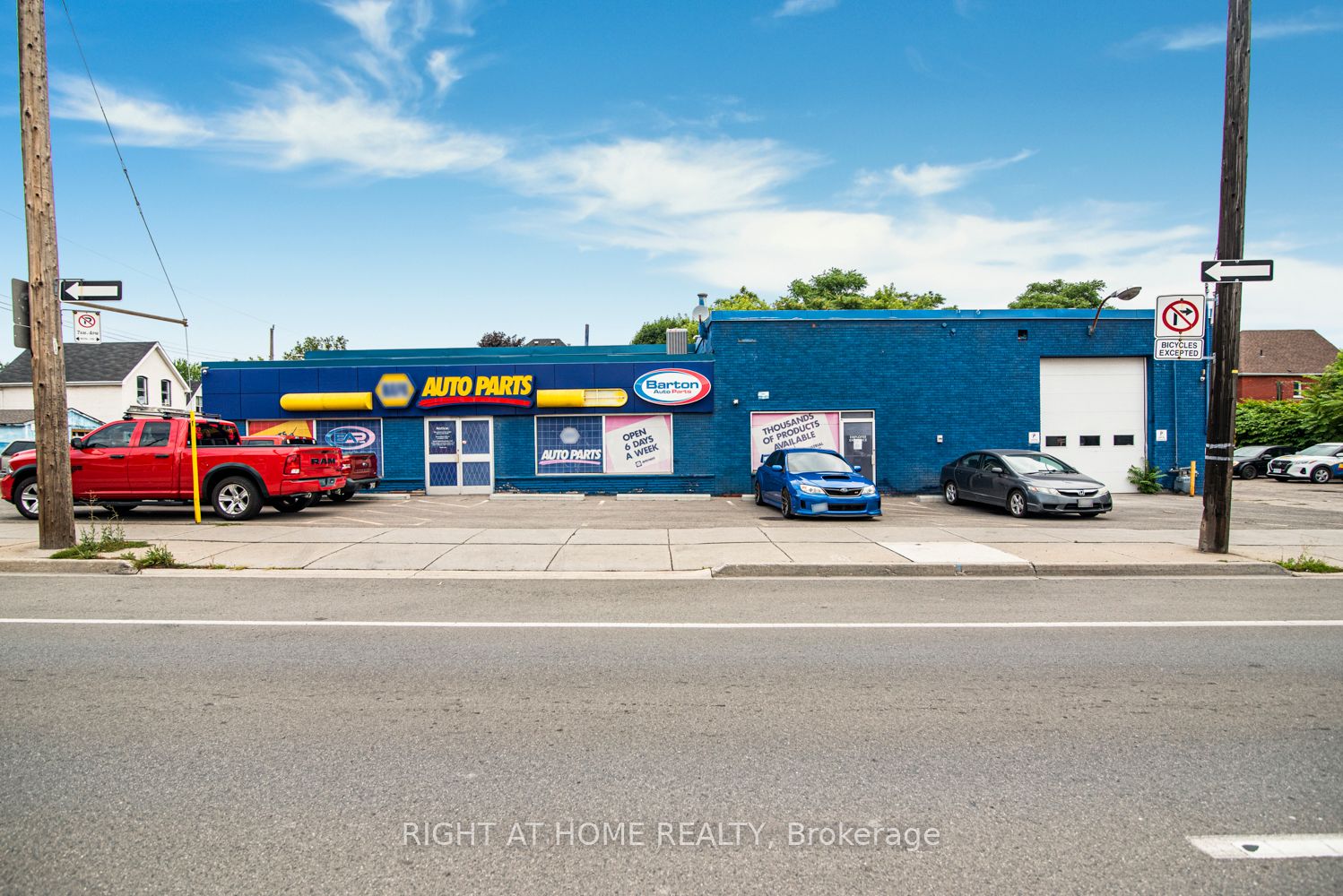 361 Cannon Street E Property Photo 1