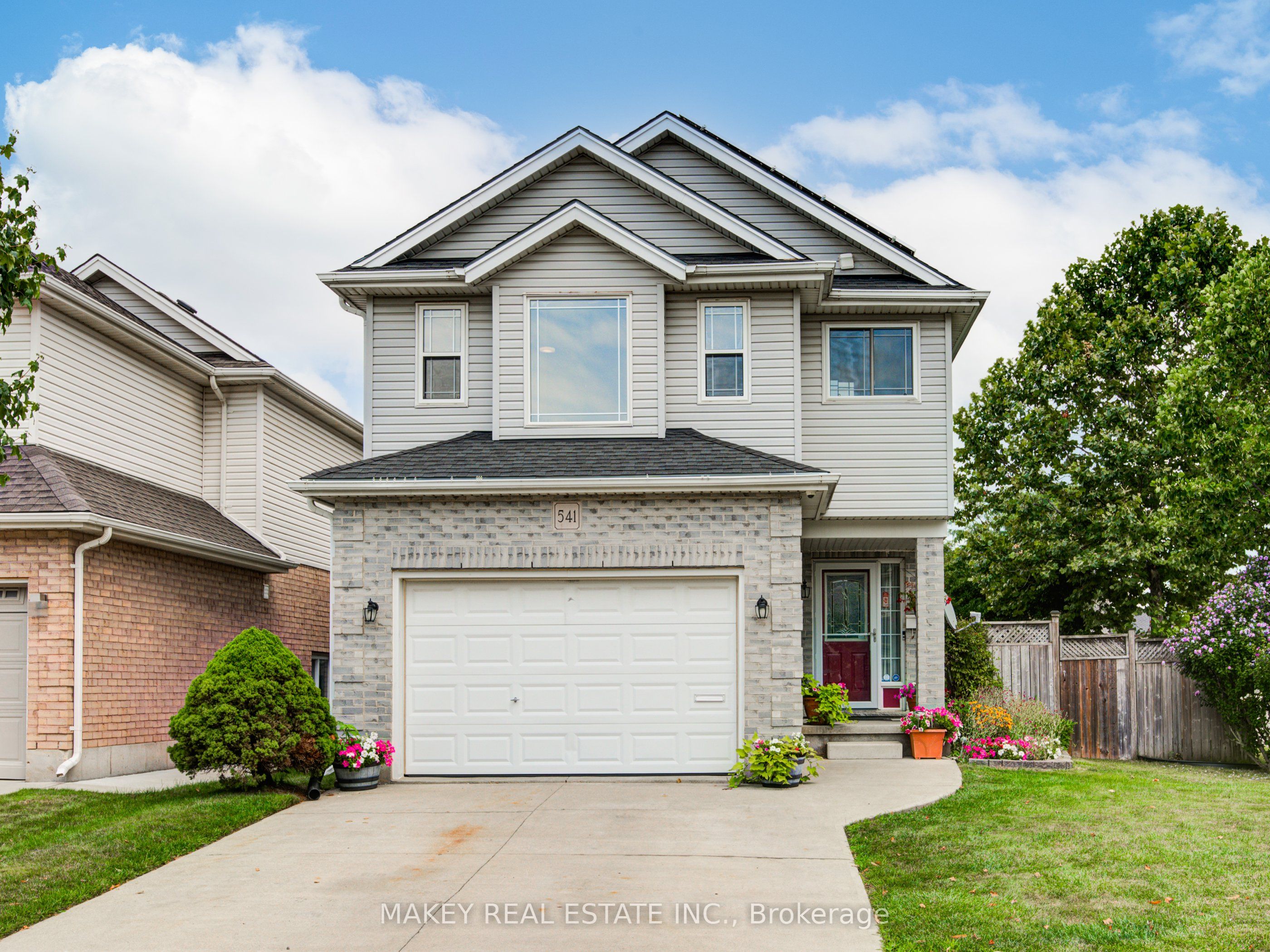 541 Alberta Avenue Property Photo 2