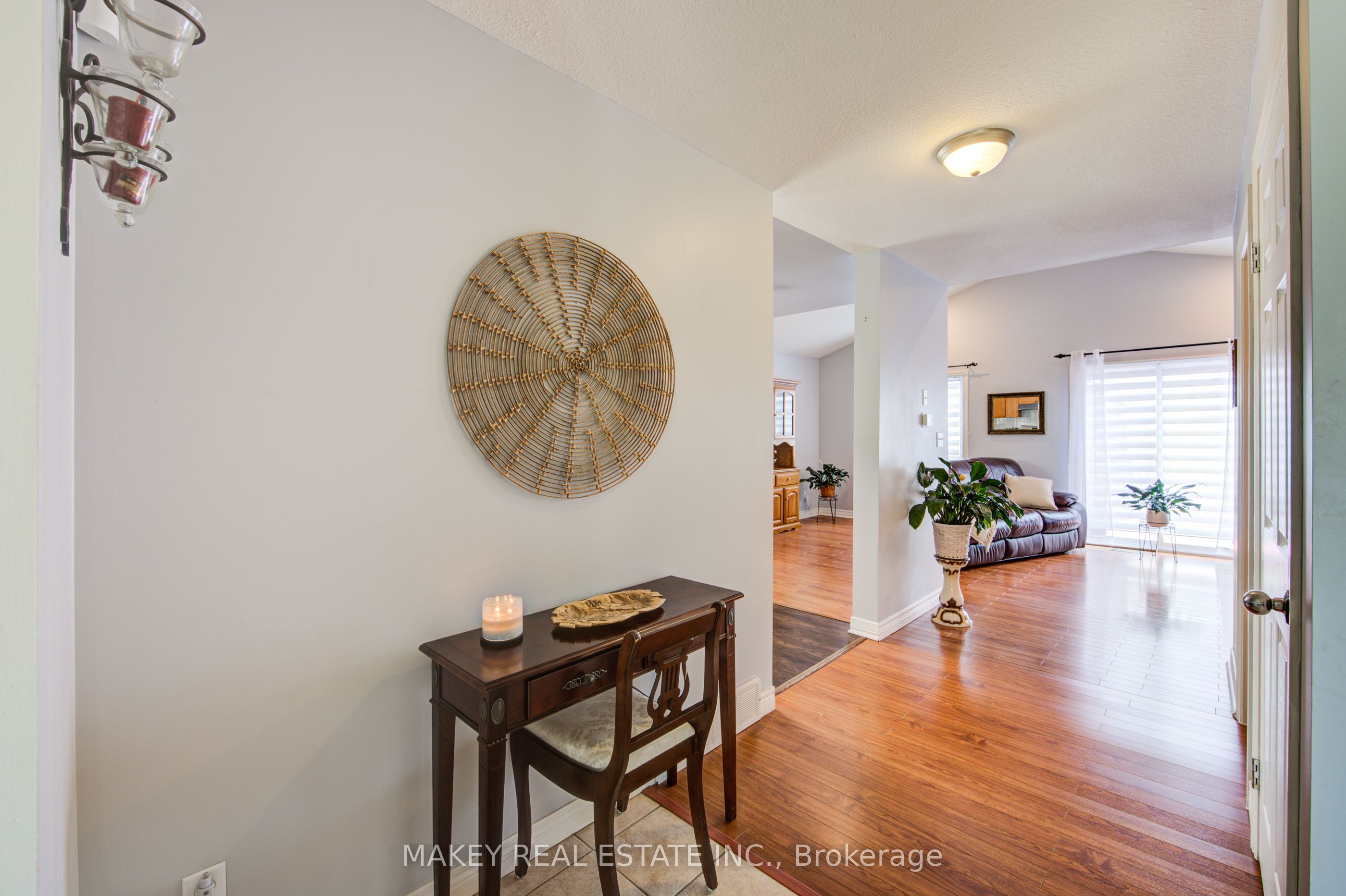 541 Alberta Avenue Property Photo 4