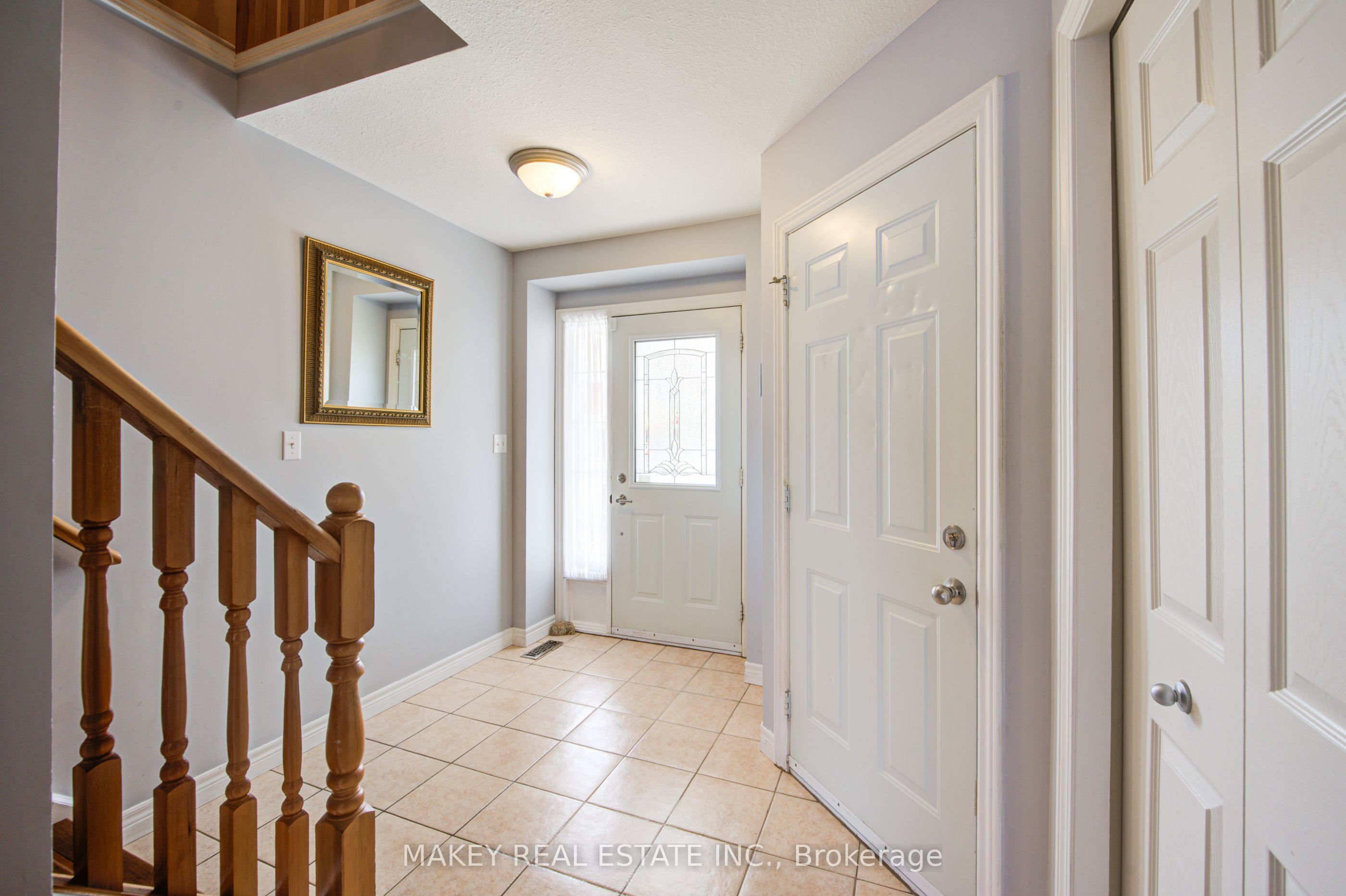 541 Alberta Avenue Property Photo 5