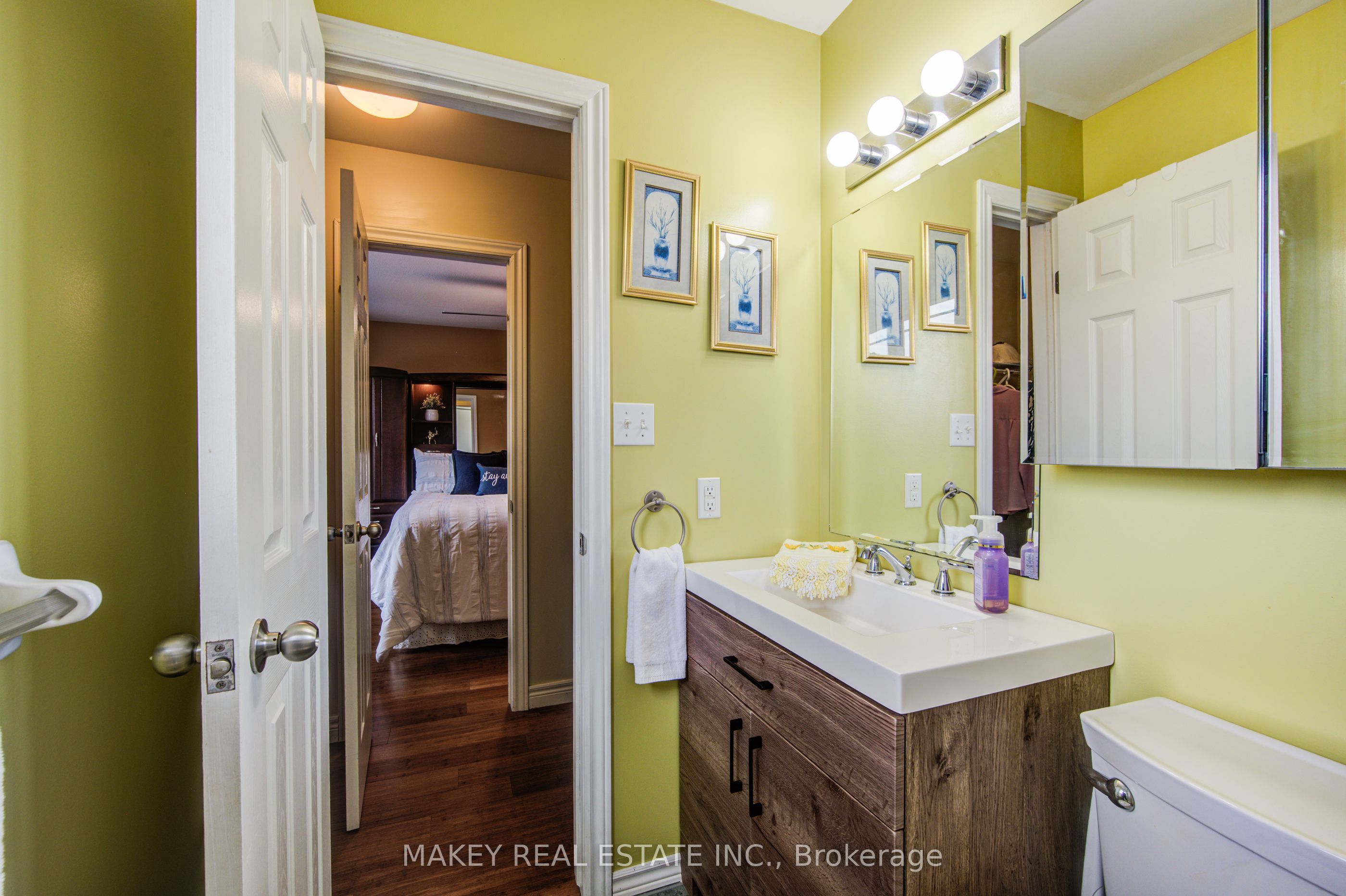 541 Alberta Avenue Property Photo 27