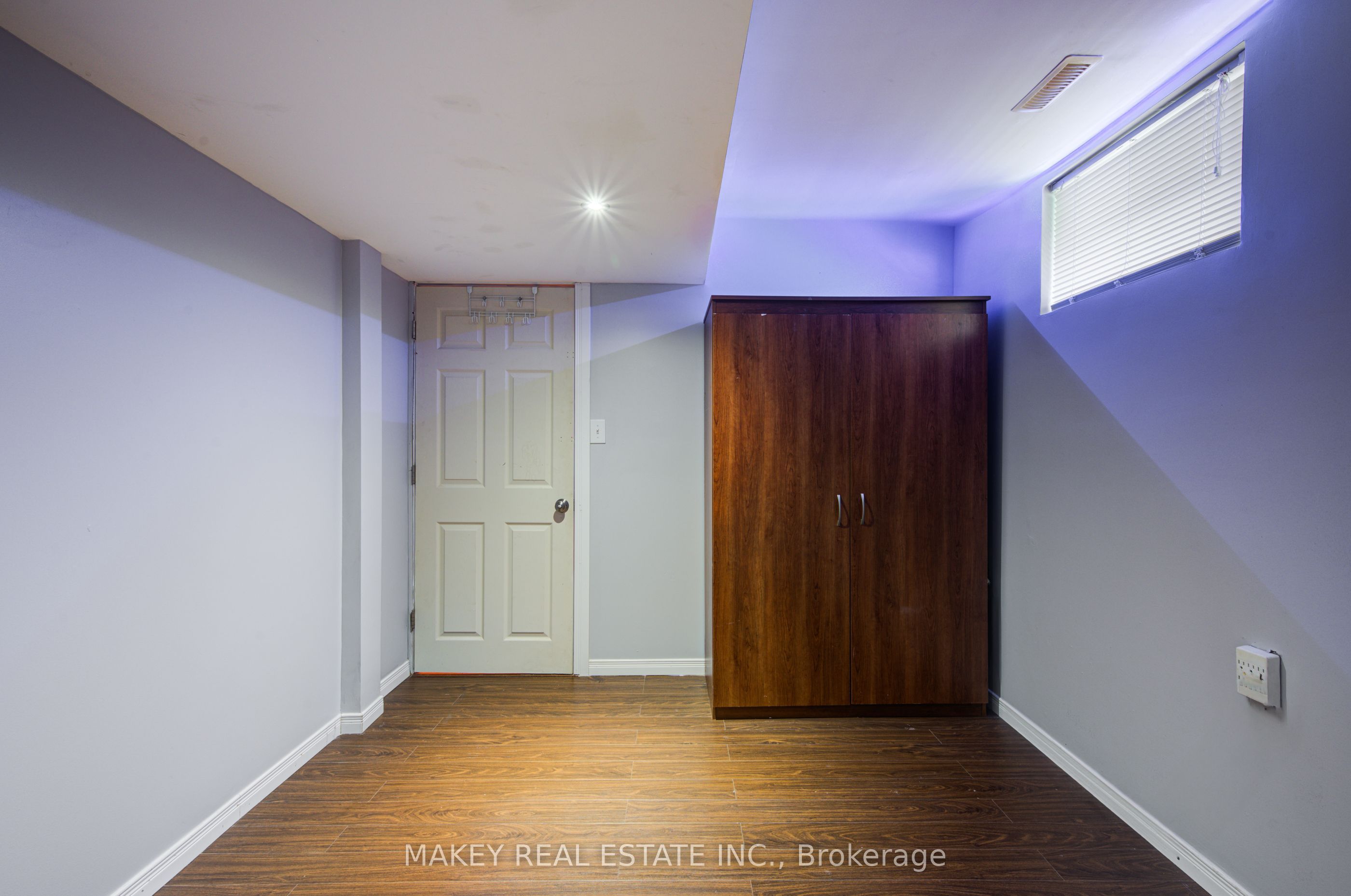 541 Alberta Avenue Property Photo 40