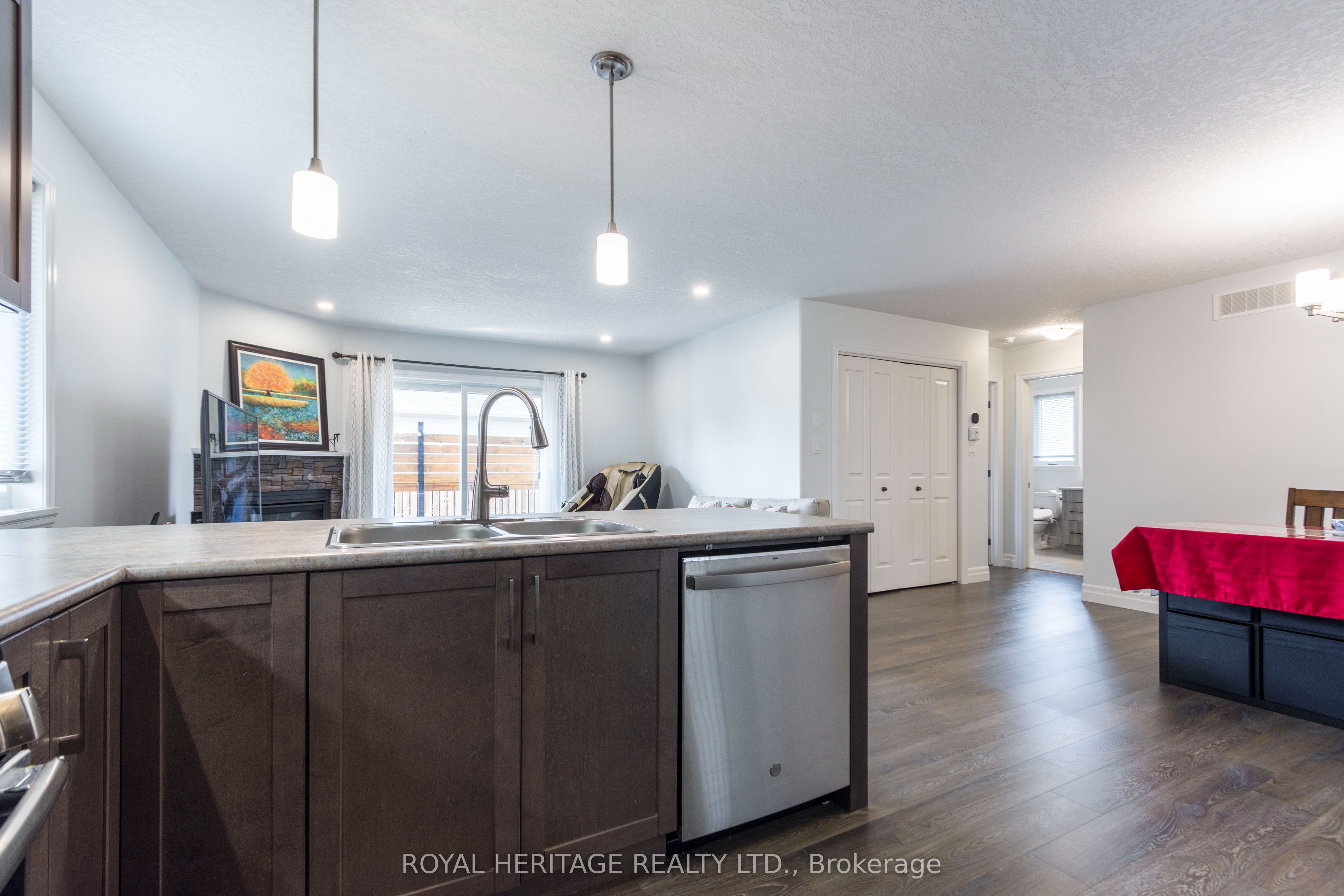 151 Rollins Drive Property Photo 9