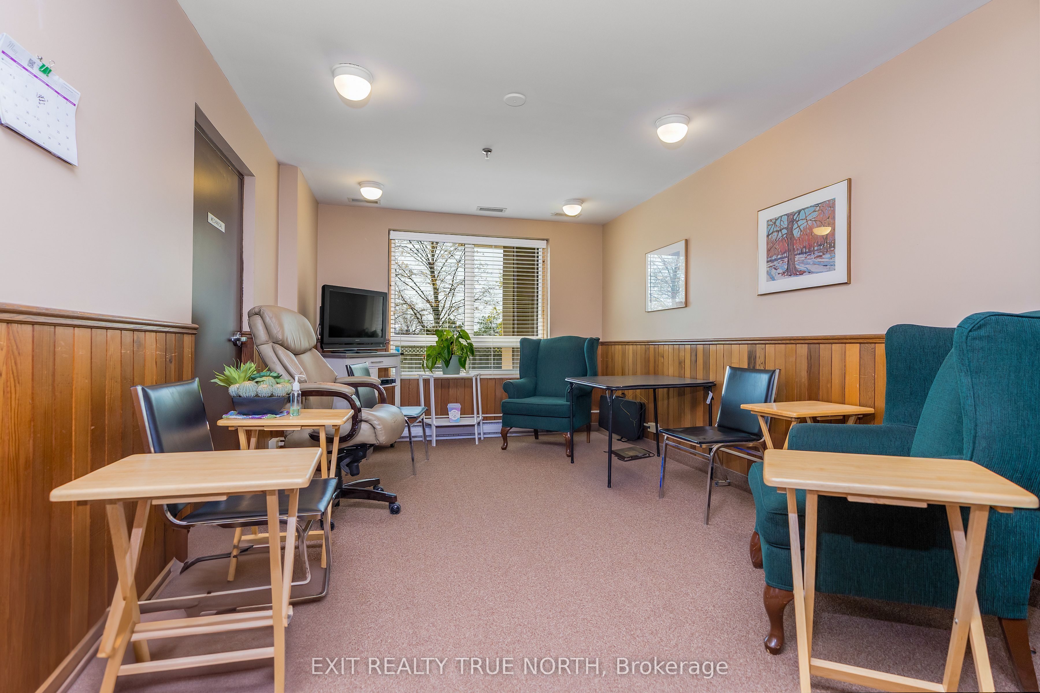 850 6th Street E 204 Property Photo 17