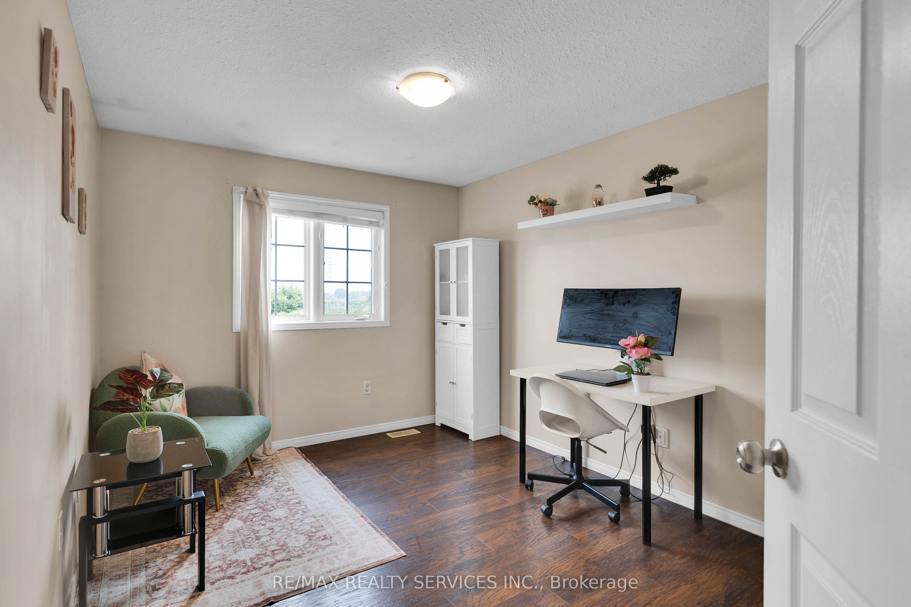 36 Fallowfield Drive Property Photo 25