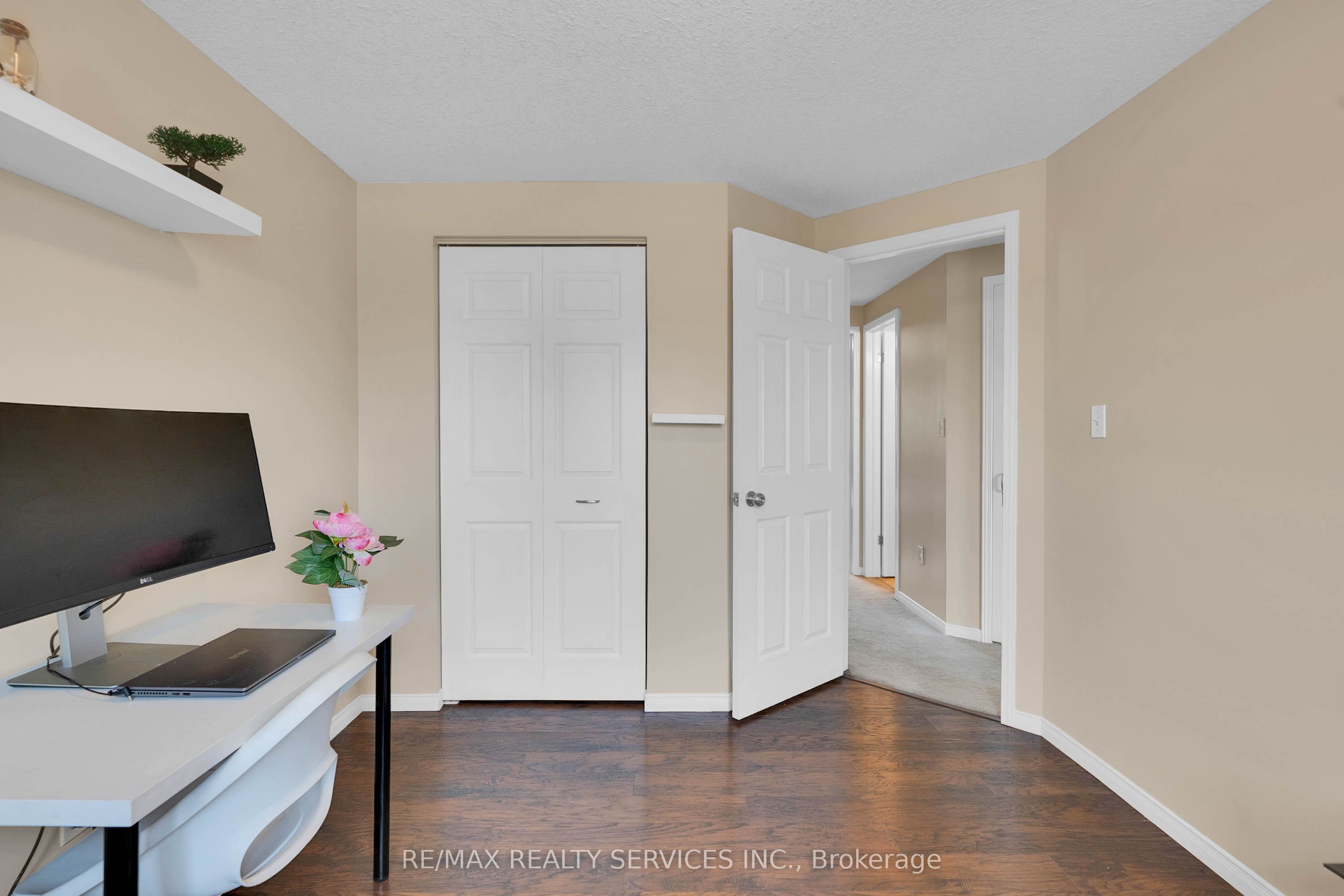 36 Fallowfield Drive Property Photo 26