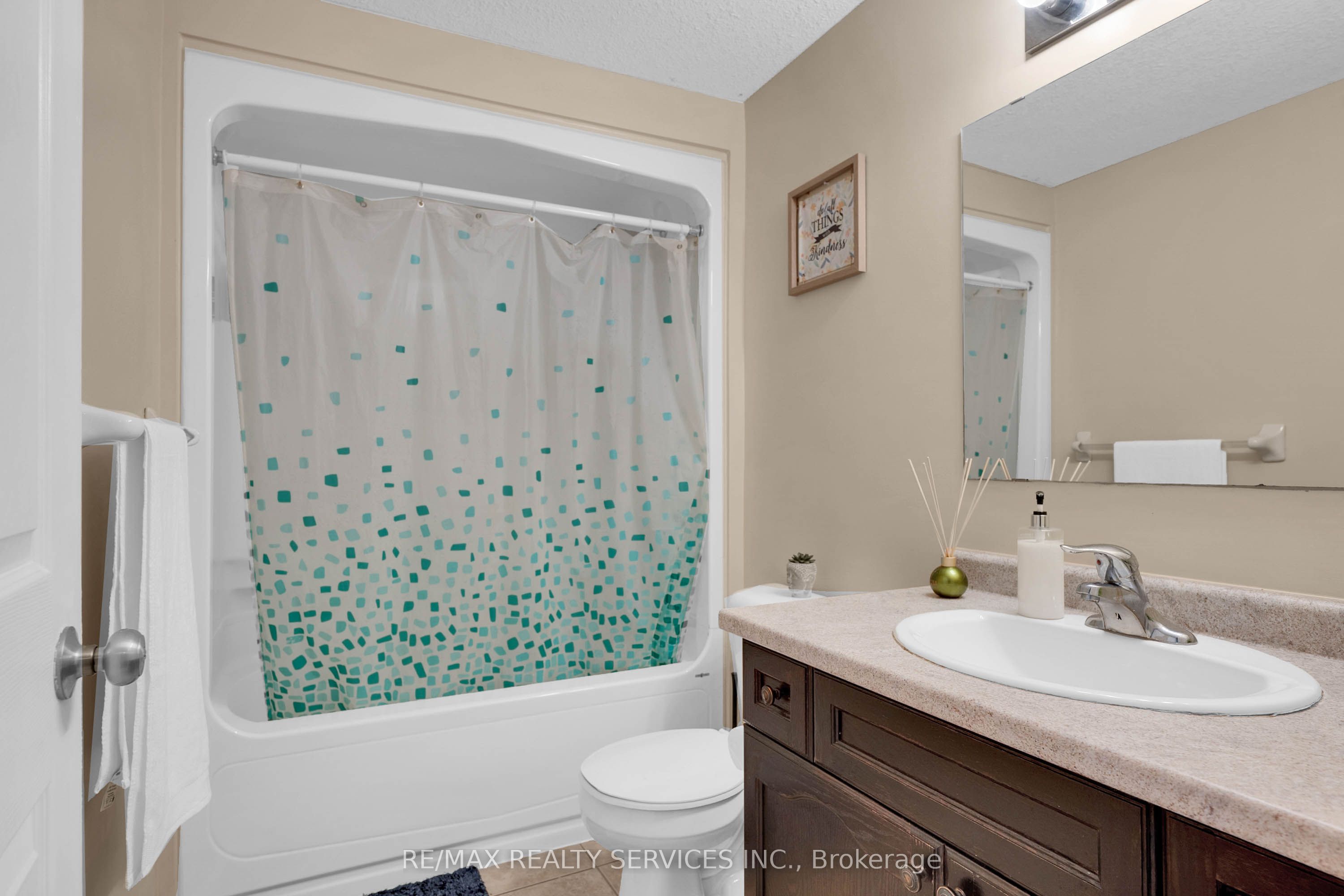 36 Fallowfield Drive Property Photo 27