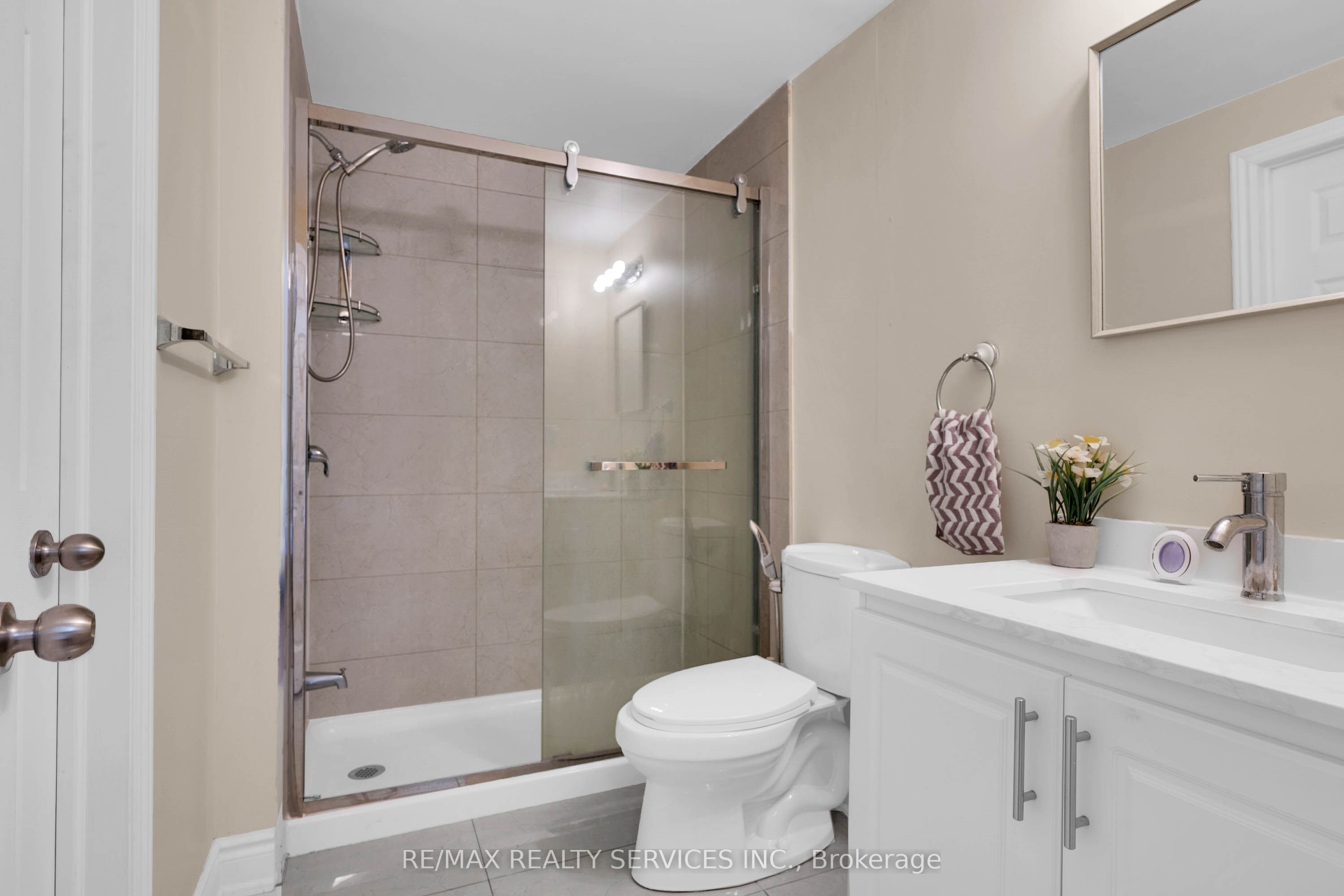 36 Fallowfield Drive Property Photo 33