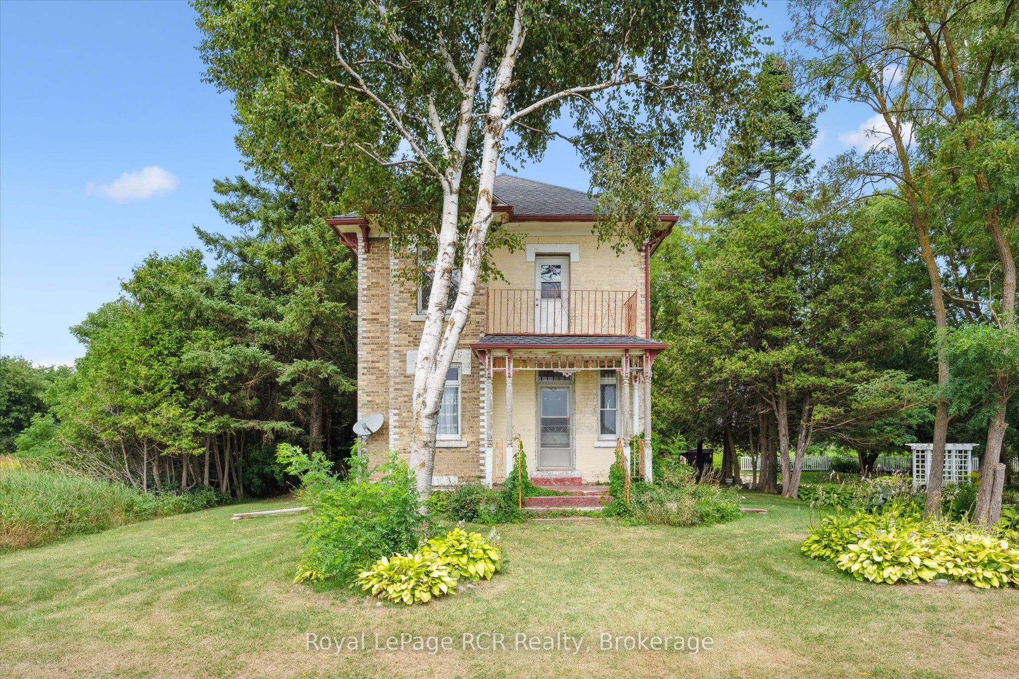 311207 6 Highway Property Photo 1