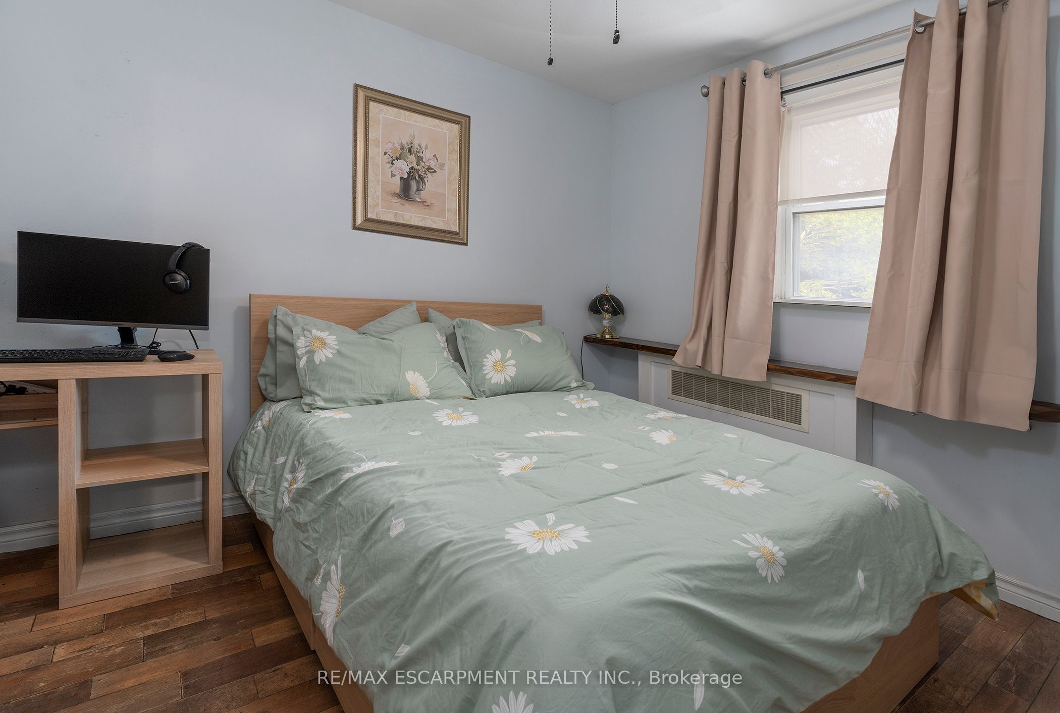 1759 King Street E 14 Property Photo 8