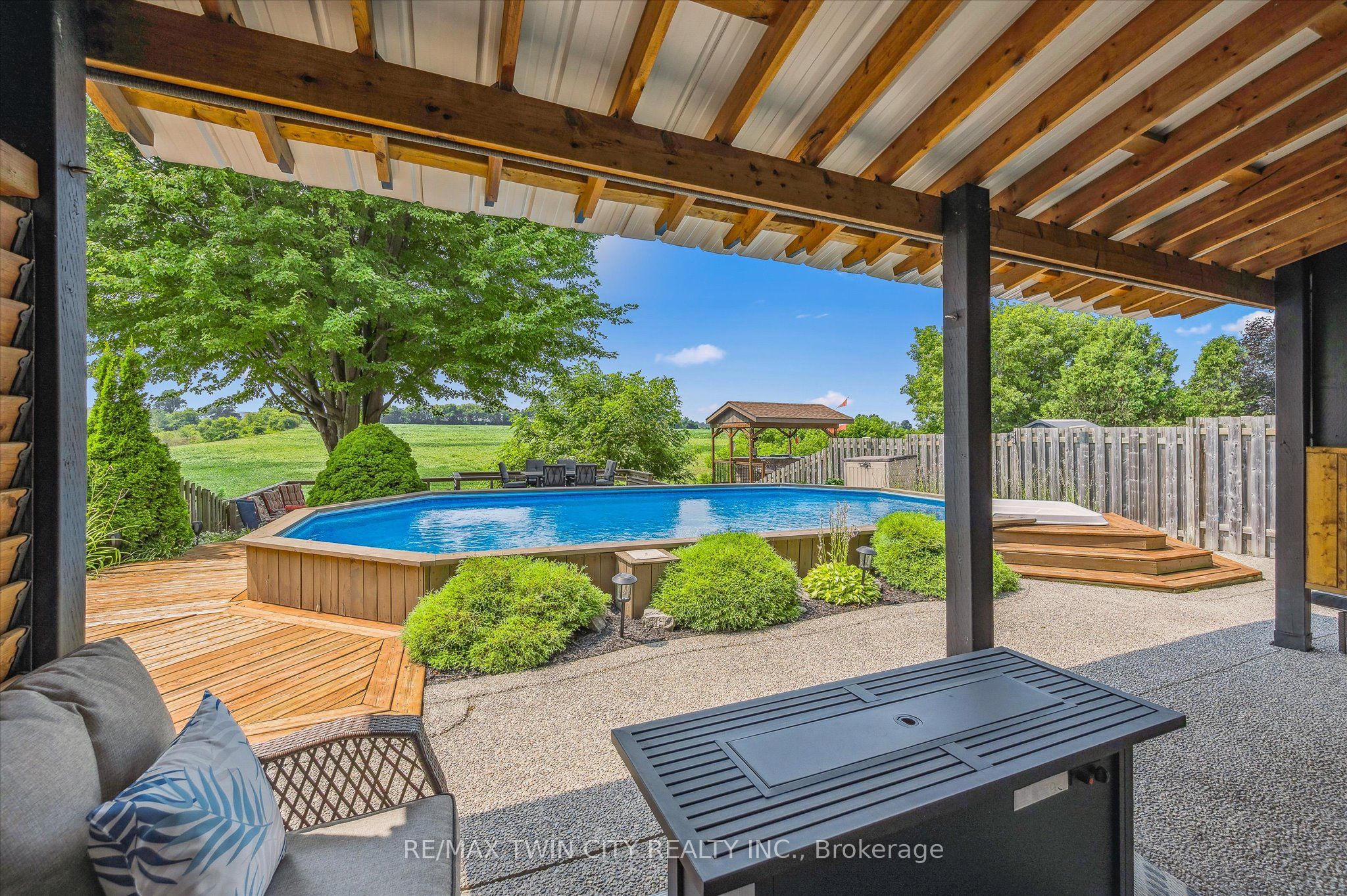 114 Delavan Drive Property Photo 41