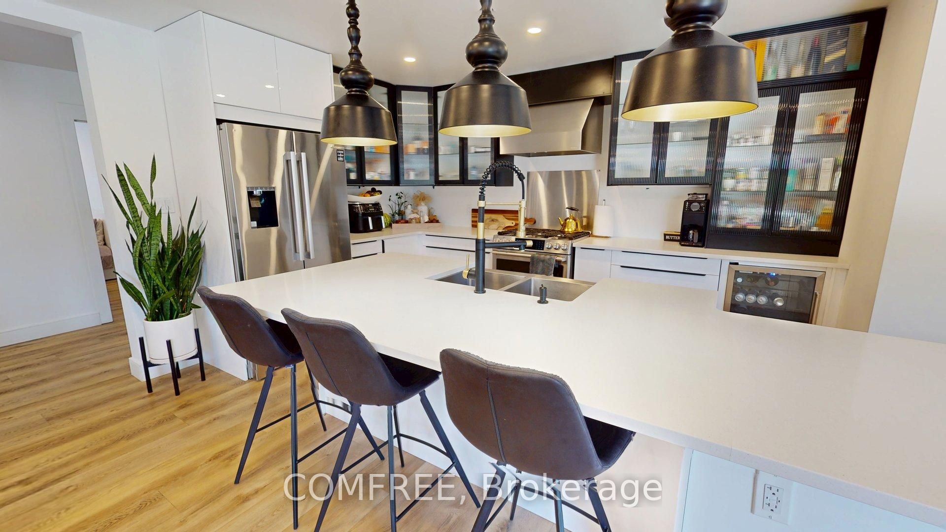 477 Fairview Street Property Photo 8