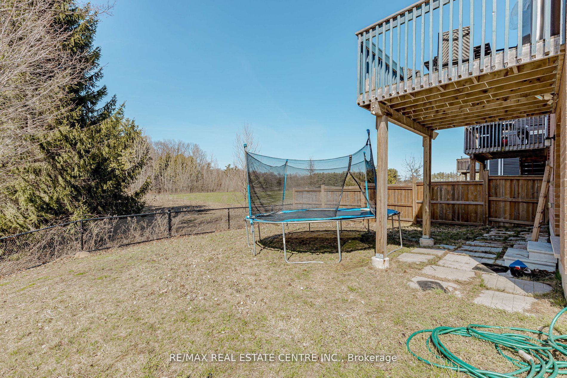 340 Shady Glen Crescent Property Photo 37