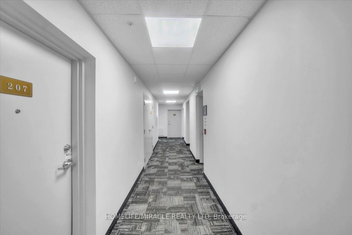 269 Sunview Street 205 Property Photo 4