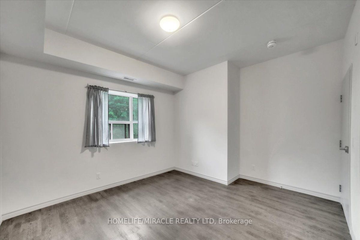 269 Sunview Street 205 Property Photo 13