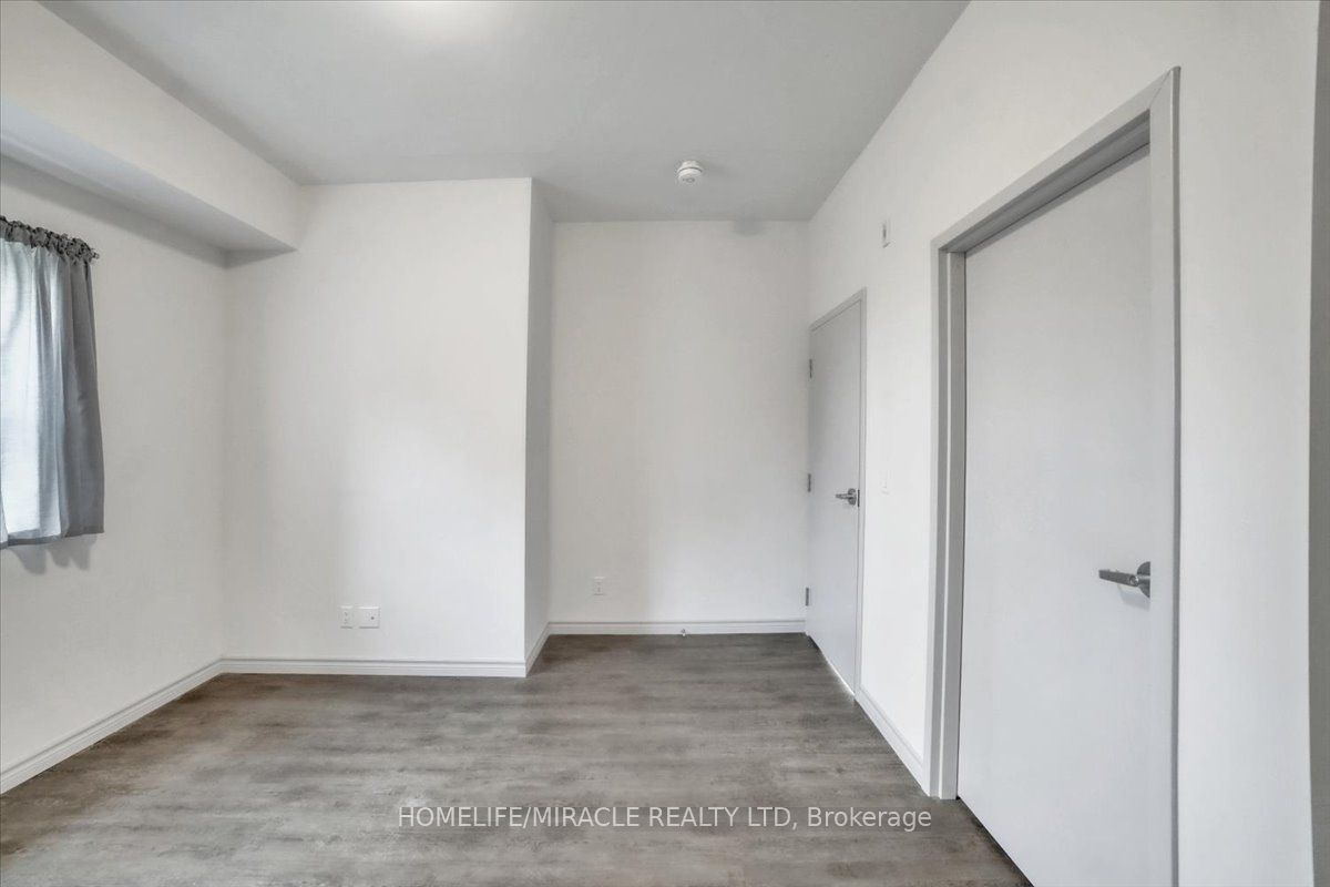 269 Sunview Street 205 Property Photo 16