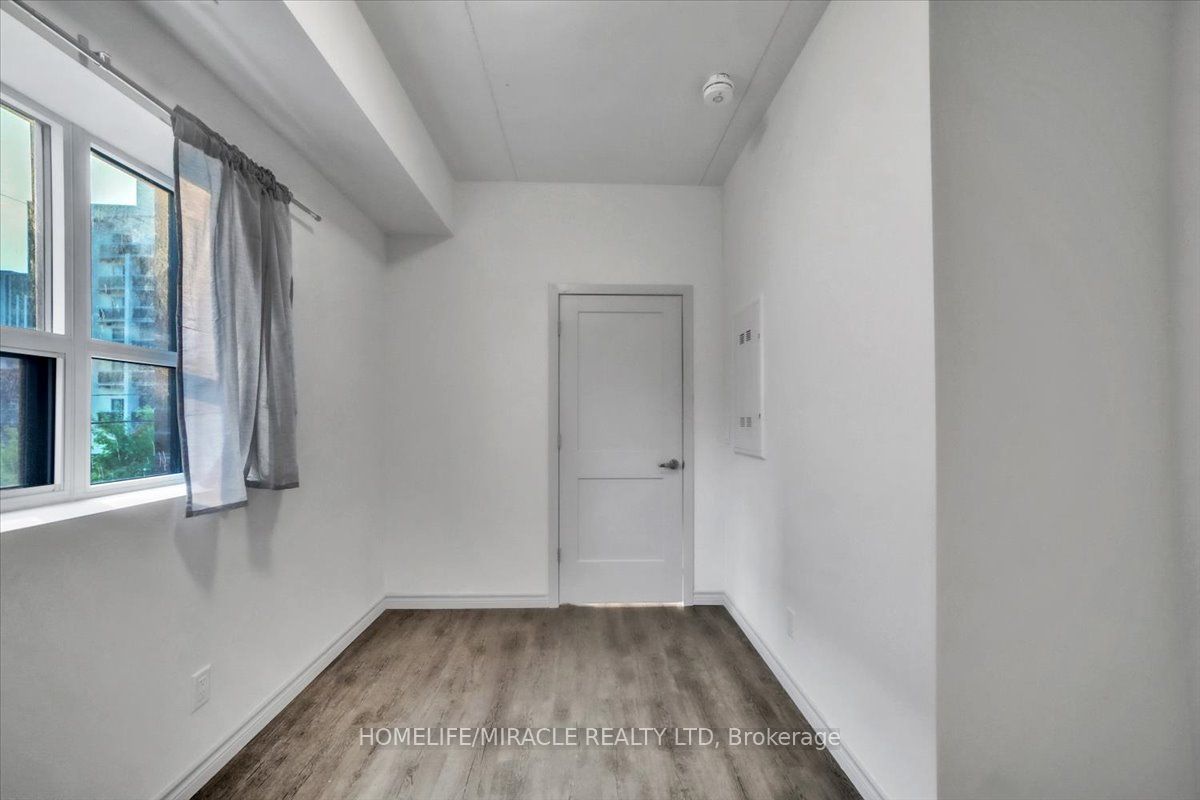 269 Sunview Street 205 Property Photo 22