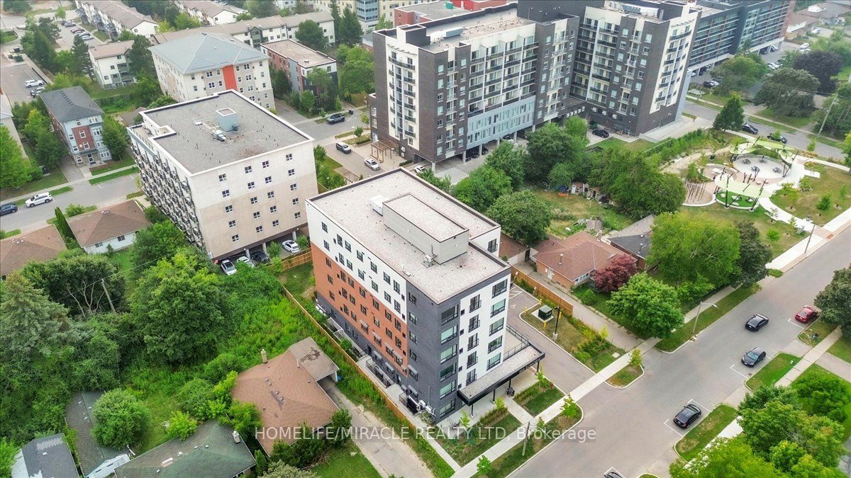 269 Sunview Street 205 Property Photo 24