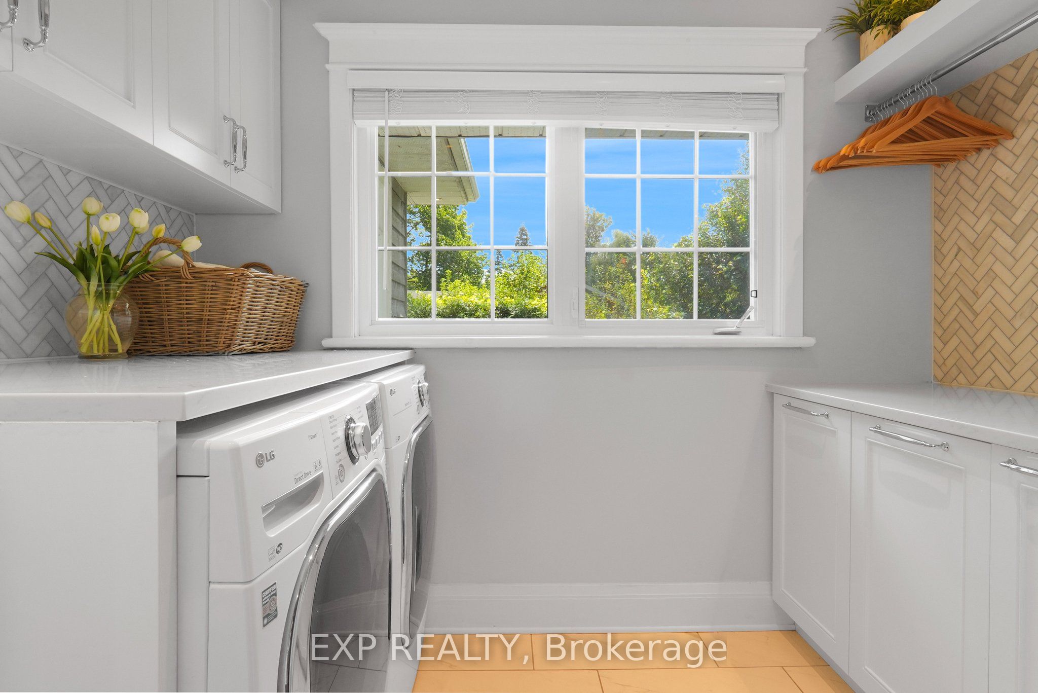 72 Delong Drive Property Photo 21