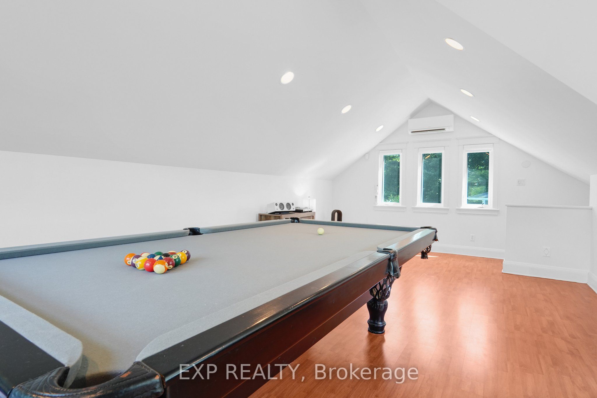 72 Delong Drive Property Photo 22