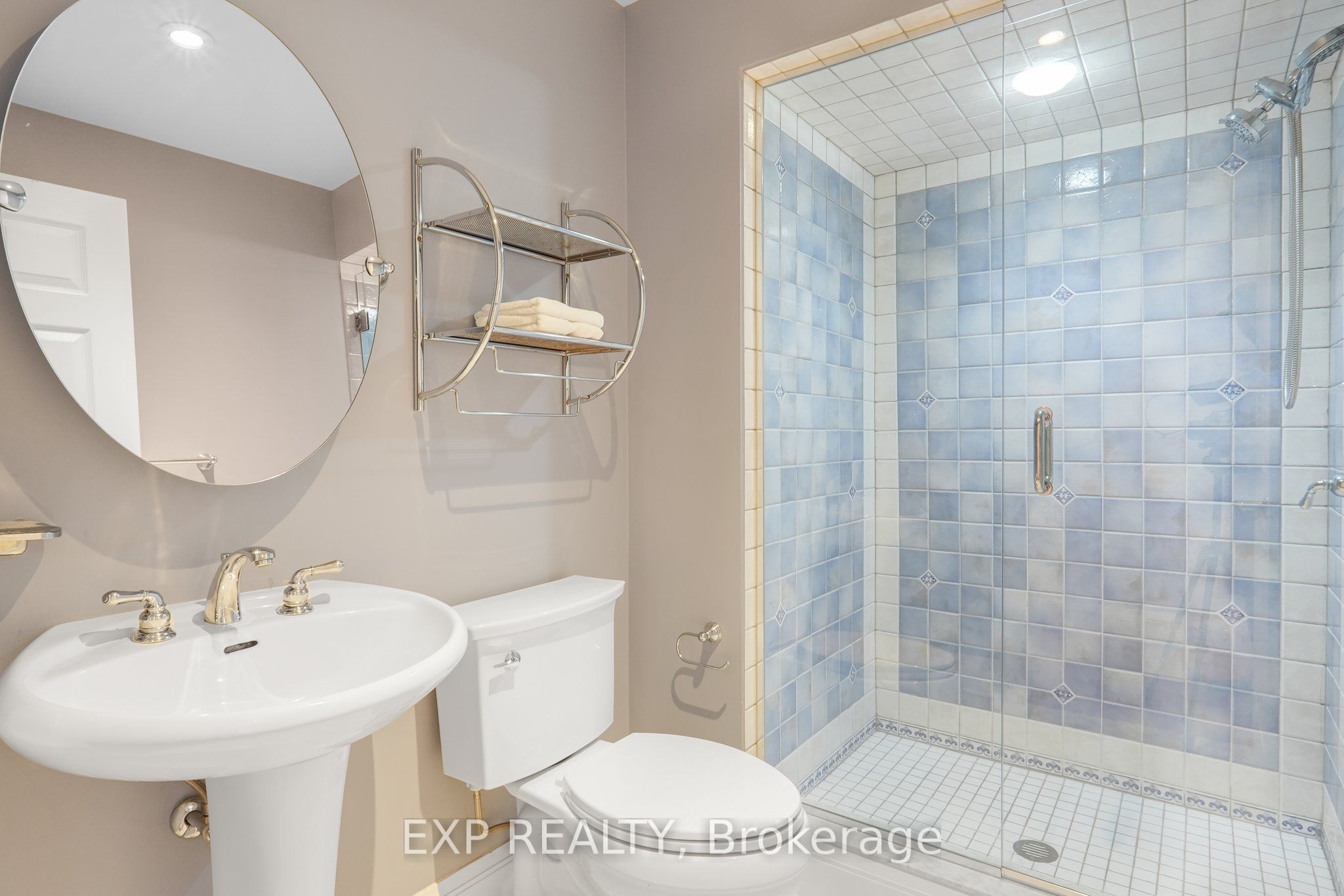 72 Delong Drive Property Photo 24