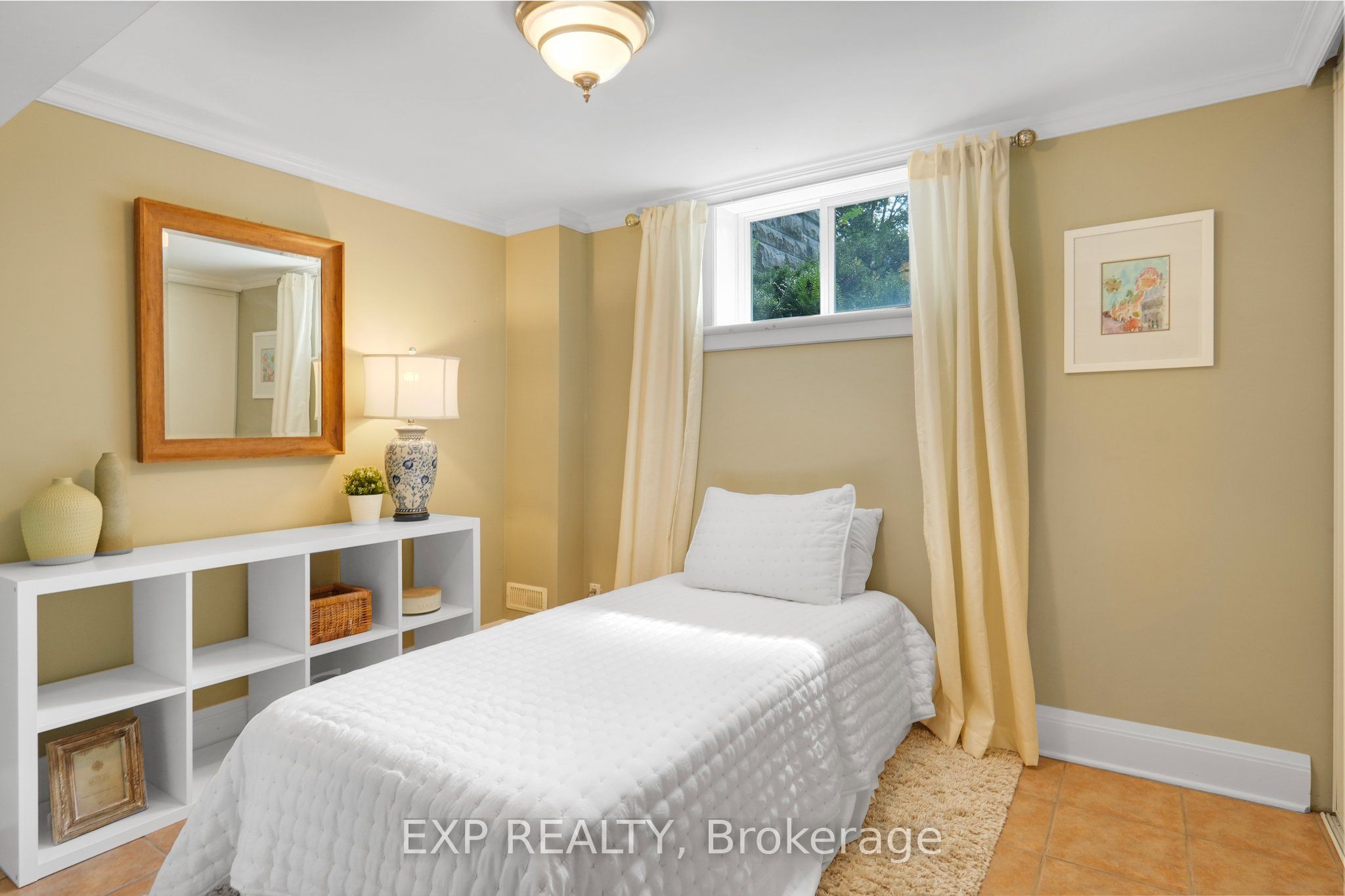 72 Delong Drive Property Photo 25