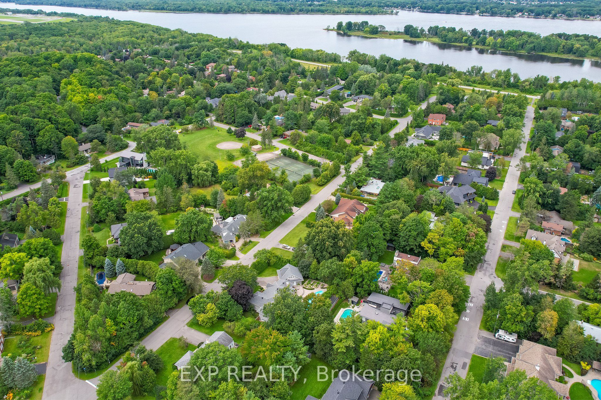 72 Delong Drive Property Photo 35