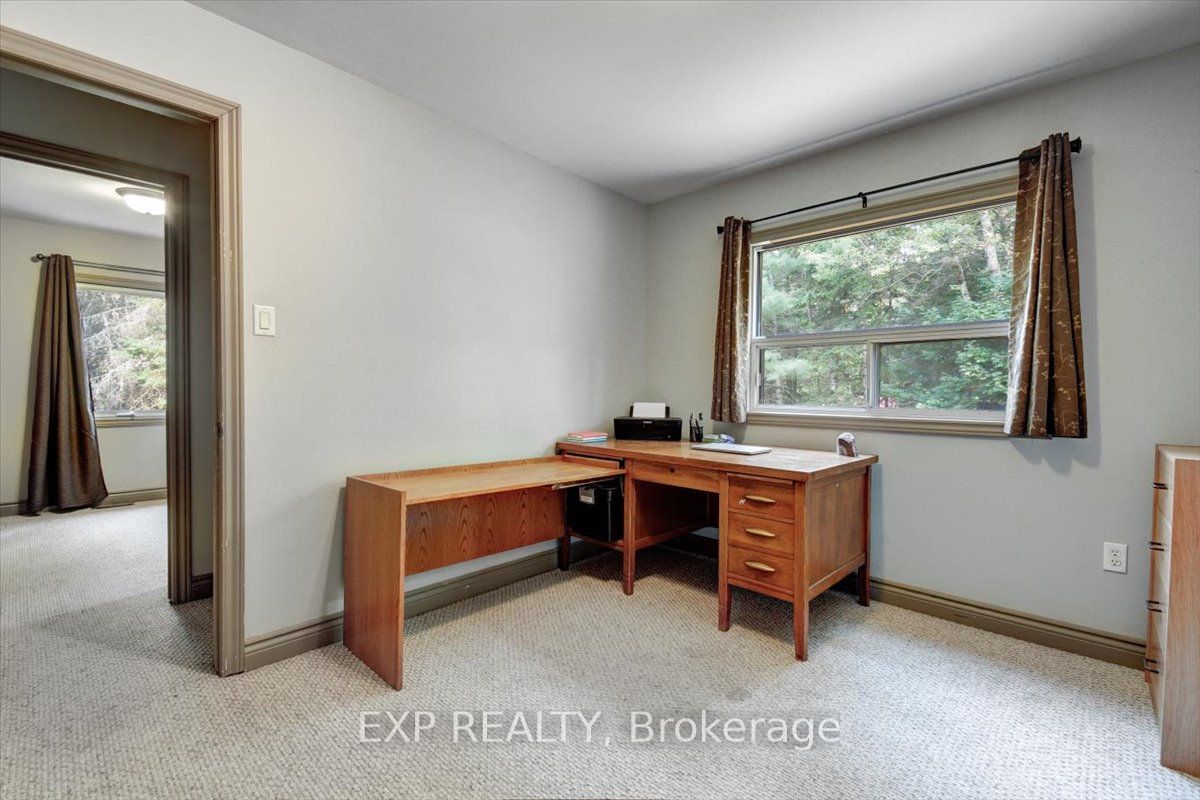 20 Egan Lane Property Photo 14