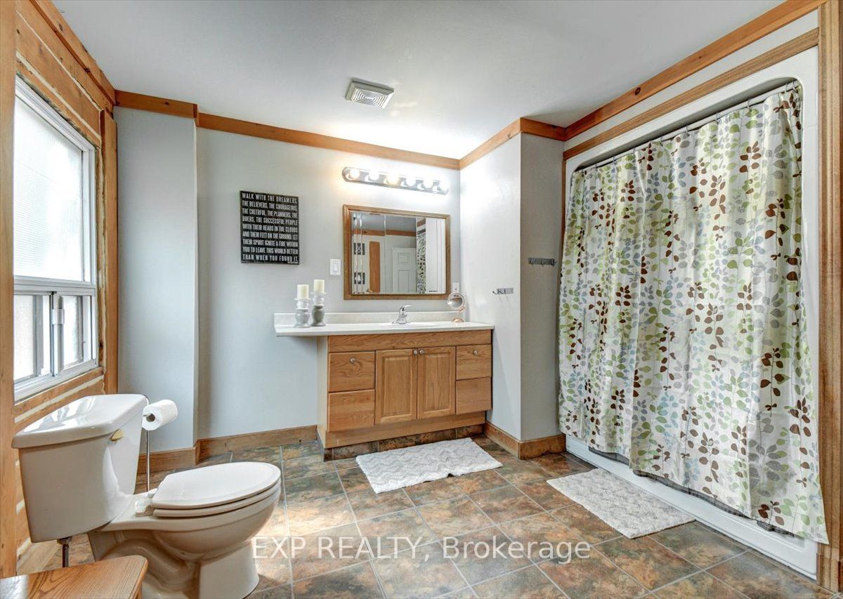 20 Egan Lane Property Photo 15