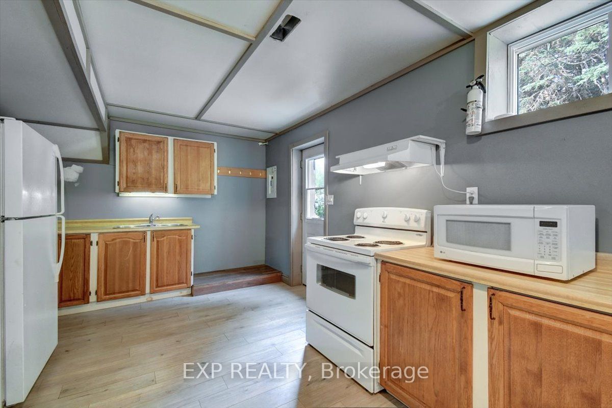 20 Egan Lane Property Photo 19