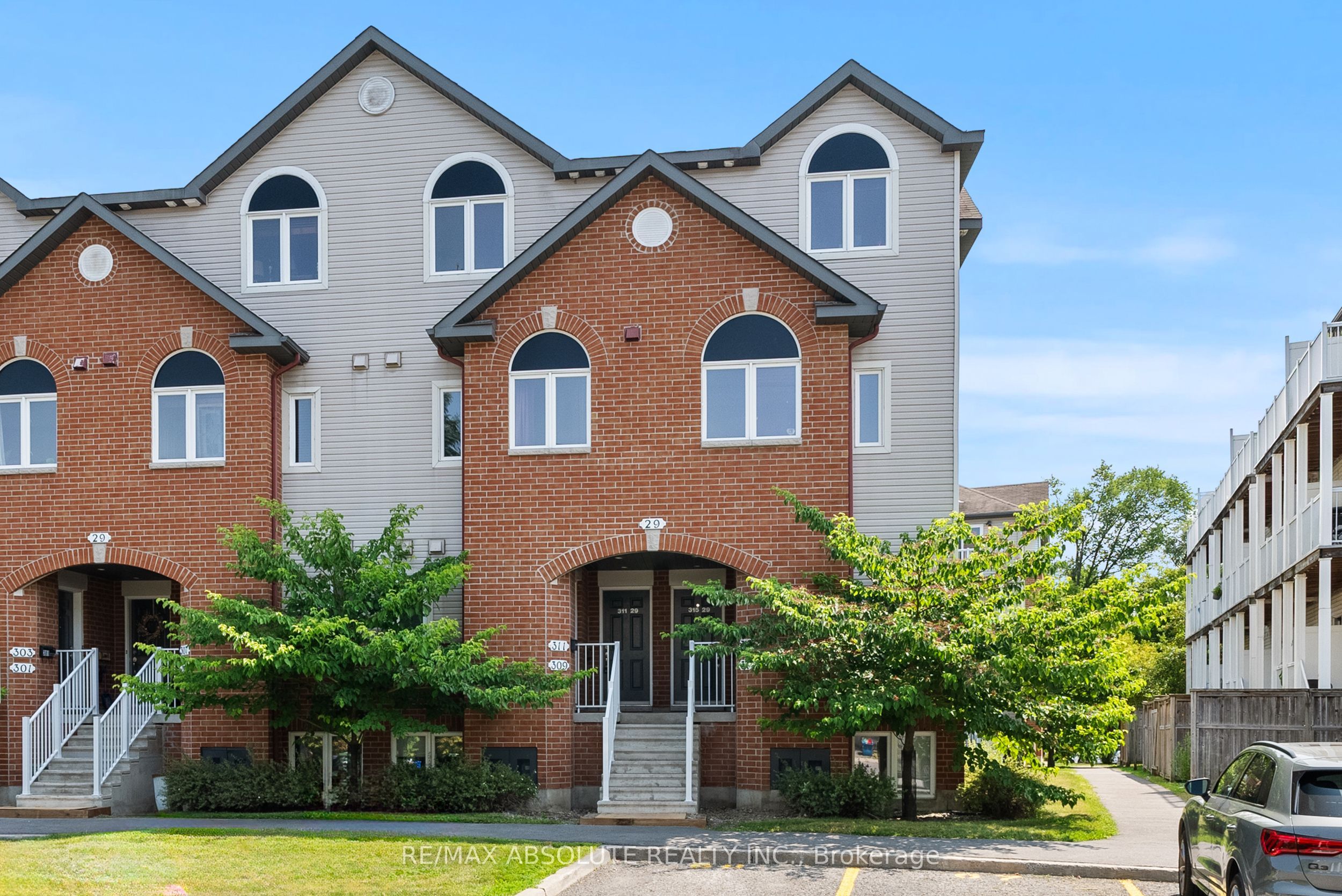 29 Jardin Private 311 Property Photo 1