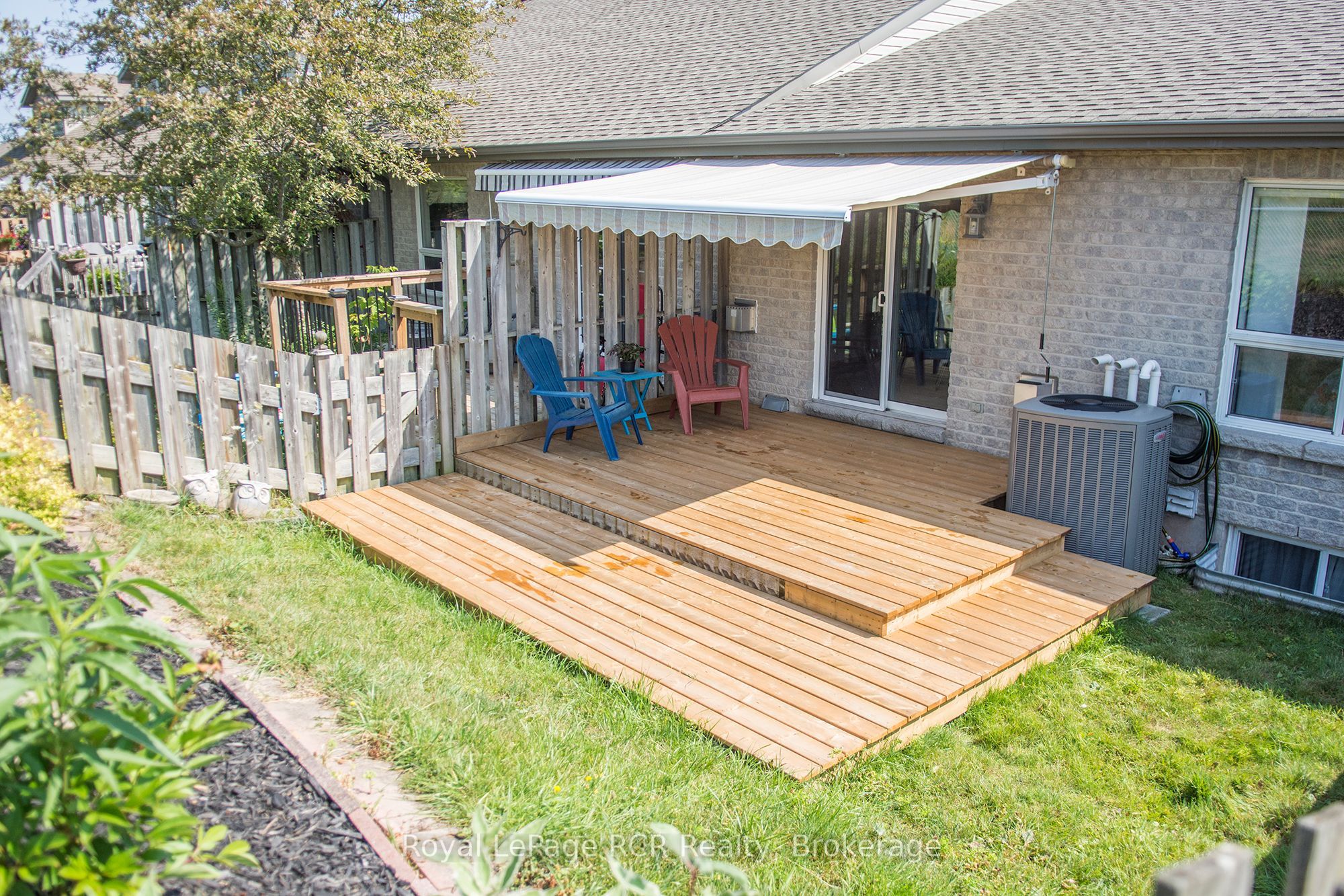 872 9th A East Avenue Property Photo 15