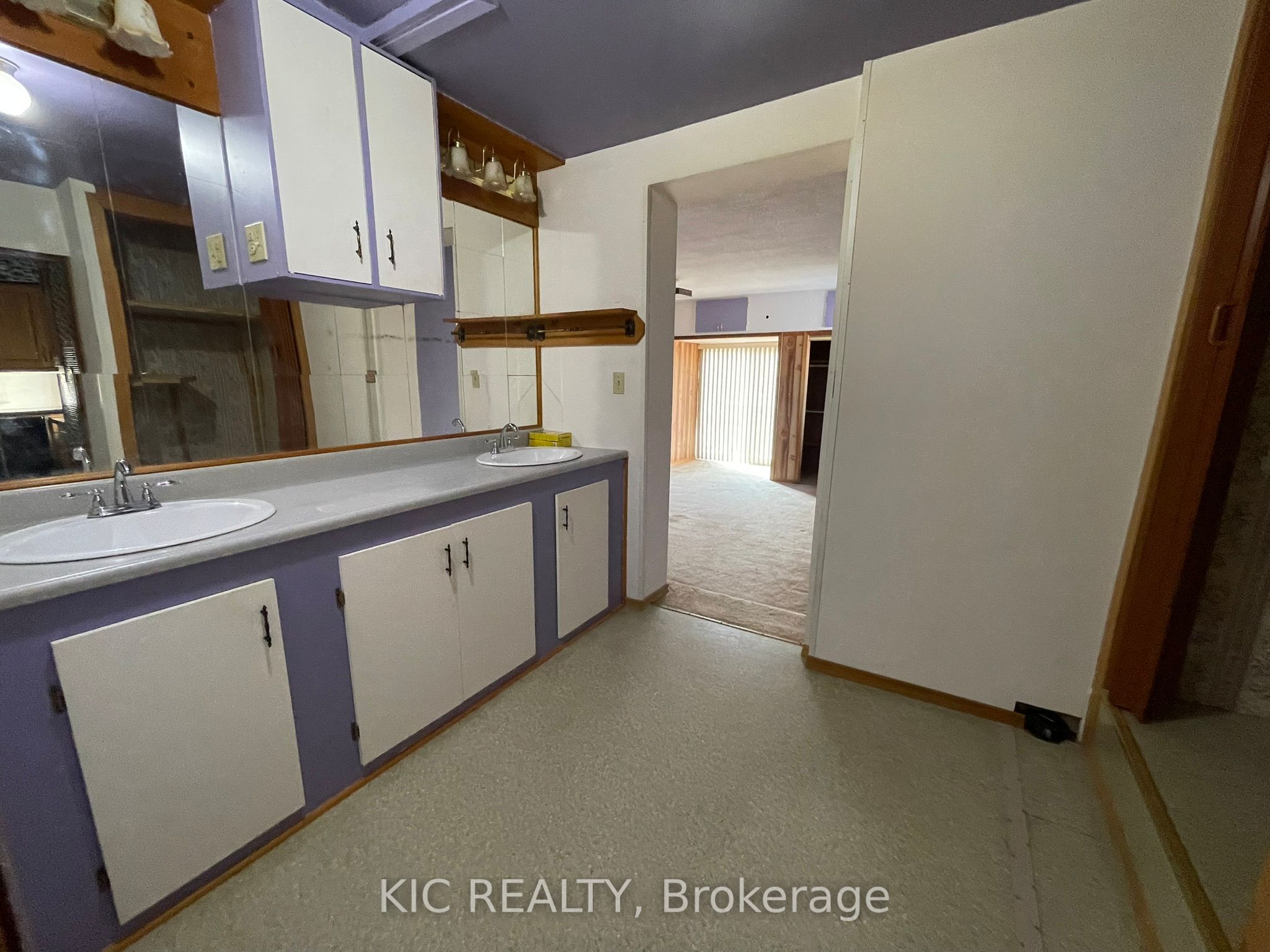 2183 Asphodel 5 Line Property Photo 26