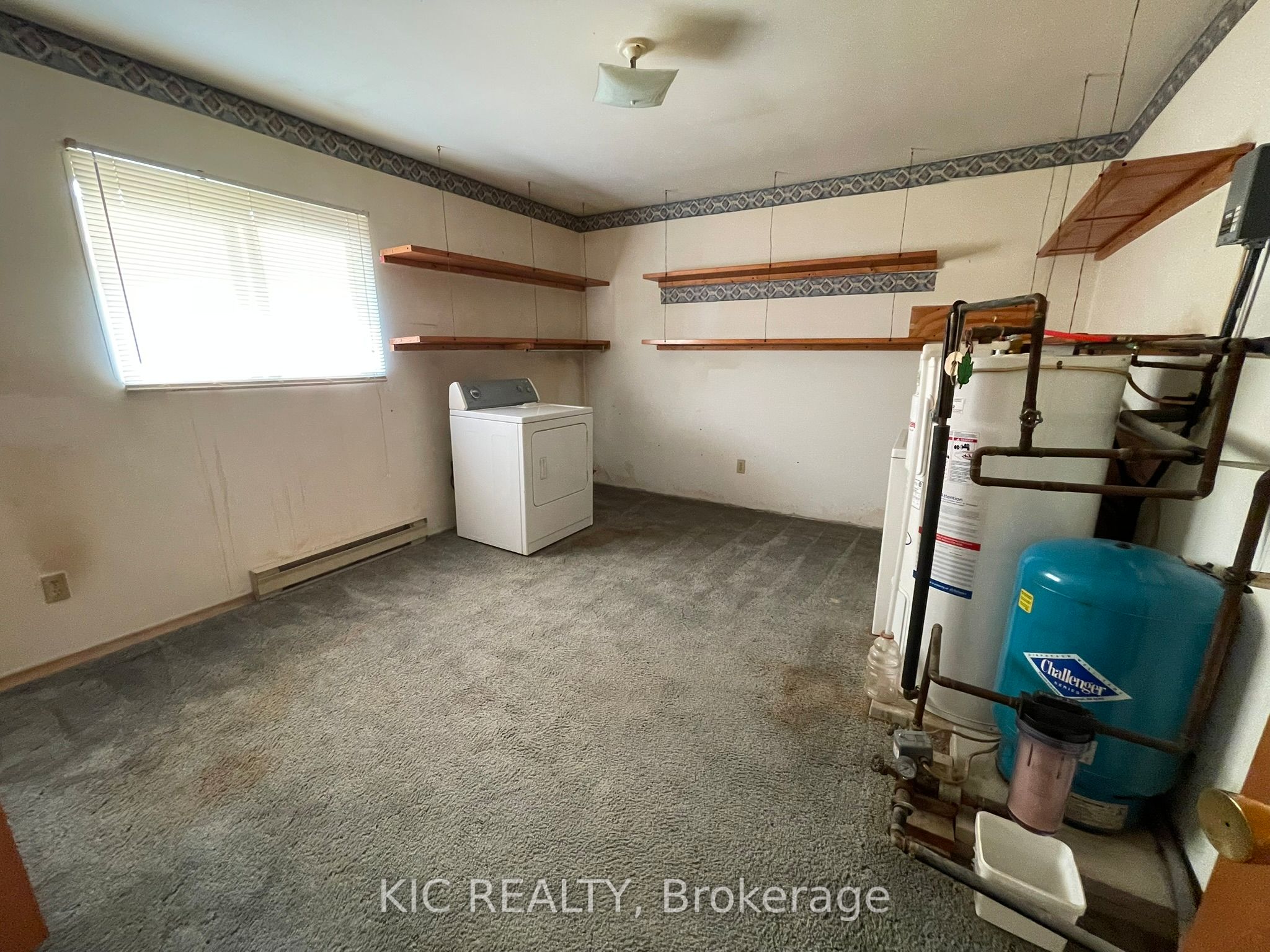 2183 Asphodel 5 Line Property Photo 27