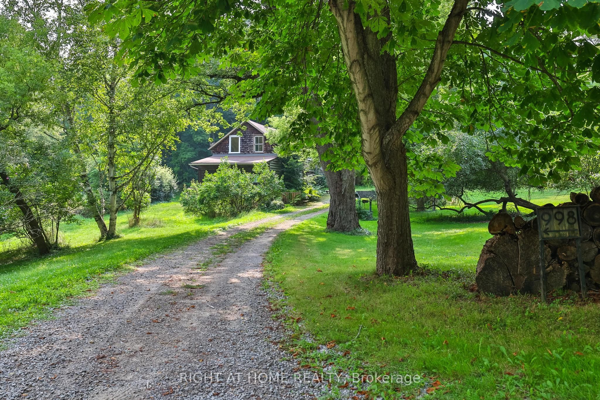 998 Sulphur Springs N/a Property Photo 1