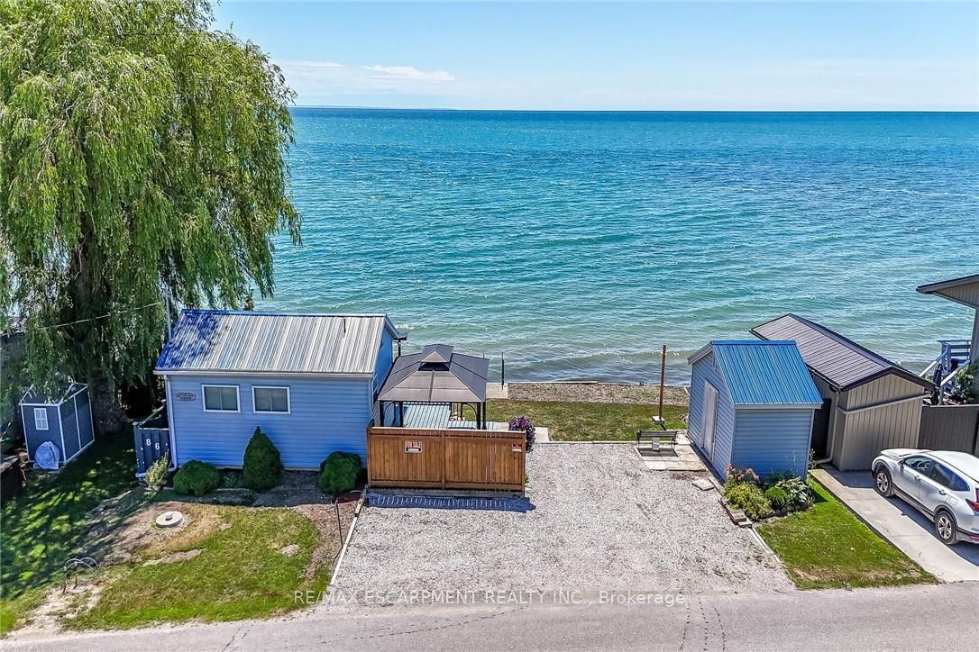 86 Lake Shore Rd Property Photo 1