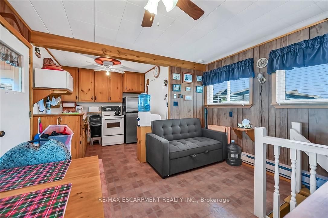 86 Lakeshore Road Property Photo 10