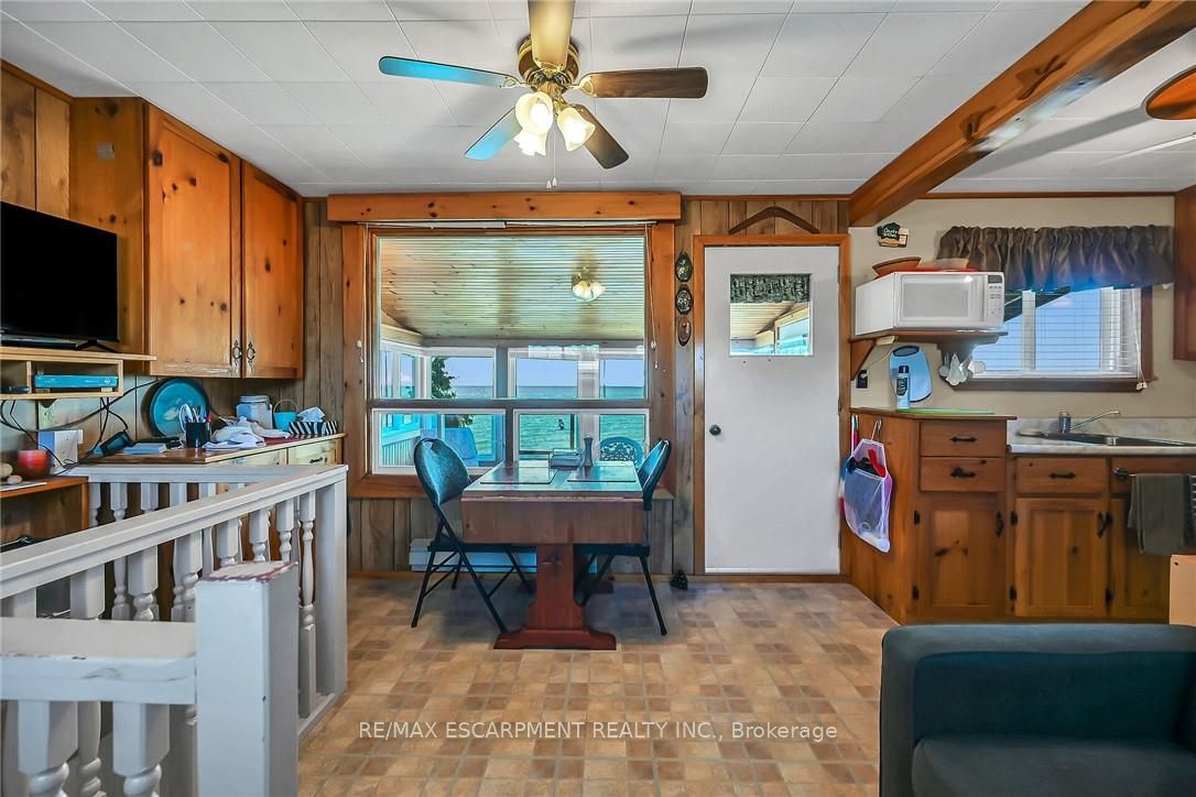 86 Lakeshore Road Property Photo 11